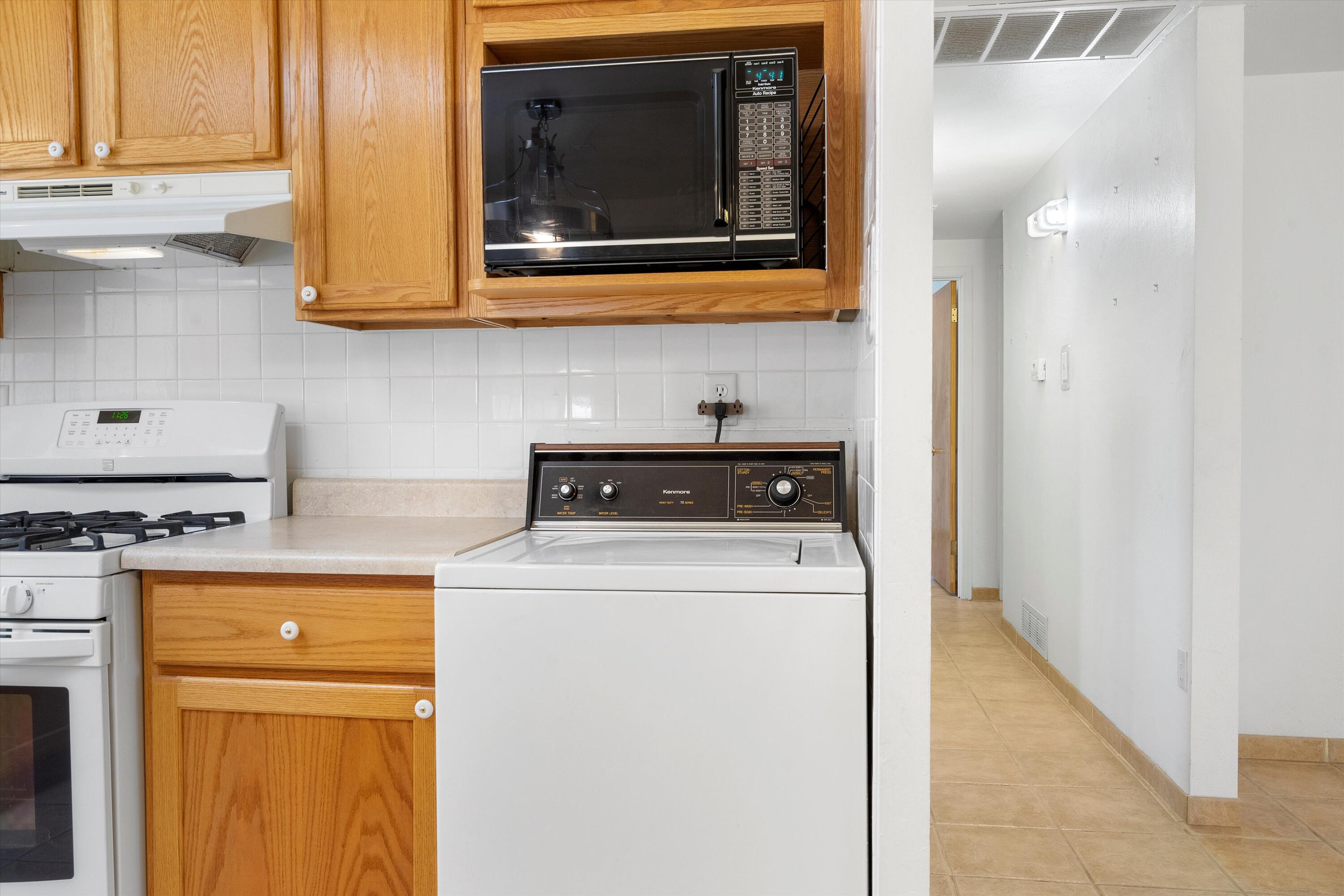 11705 Mountain Road NE