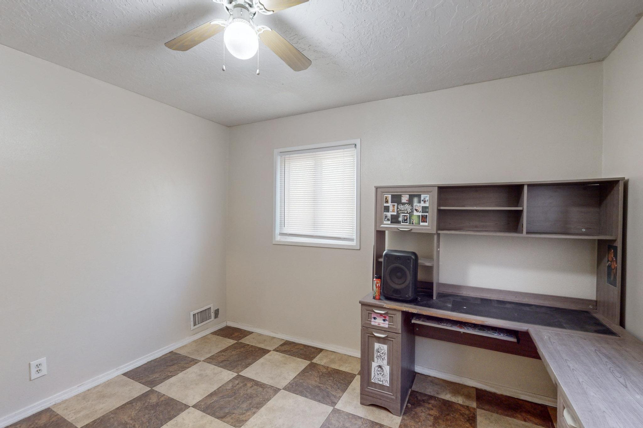 5700 Euclid Avenue NE