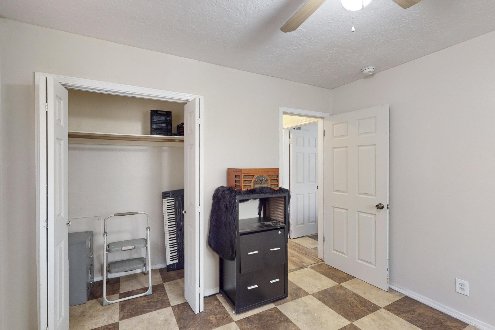 5700 Euclid Avenue NE