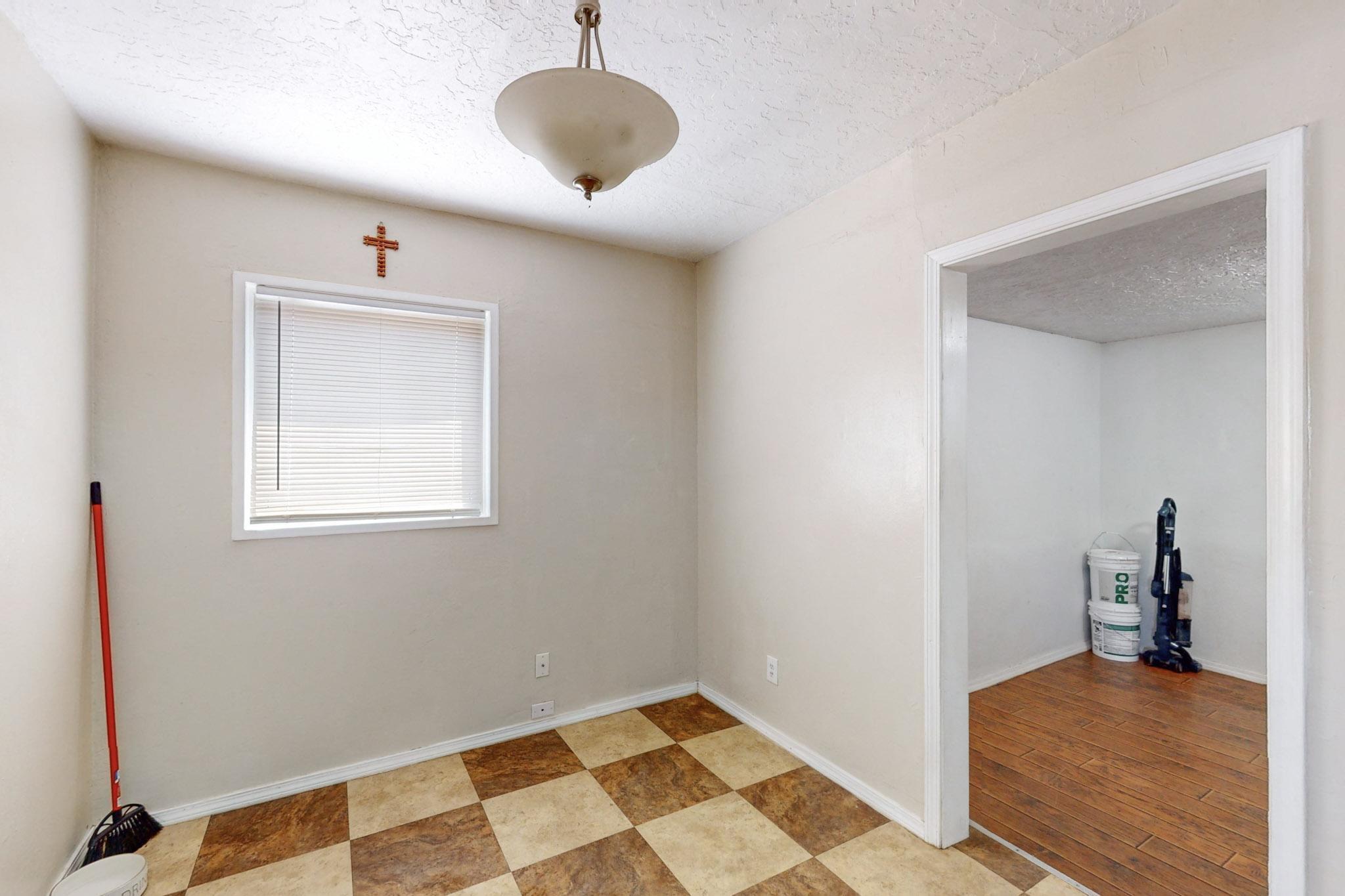 5700 Euclid Avenue NE