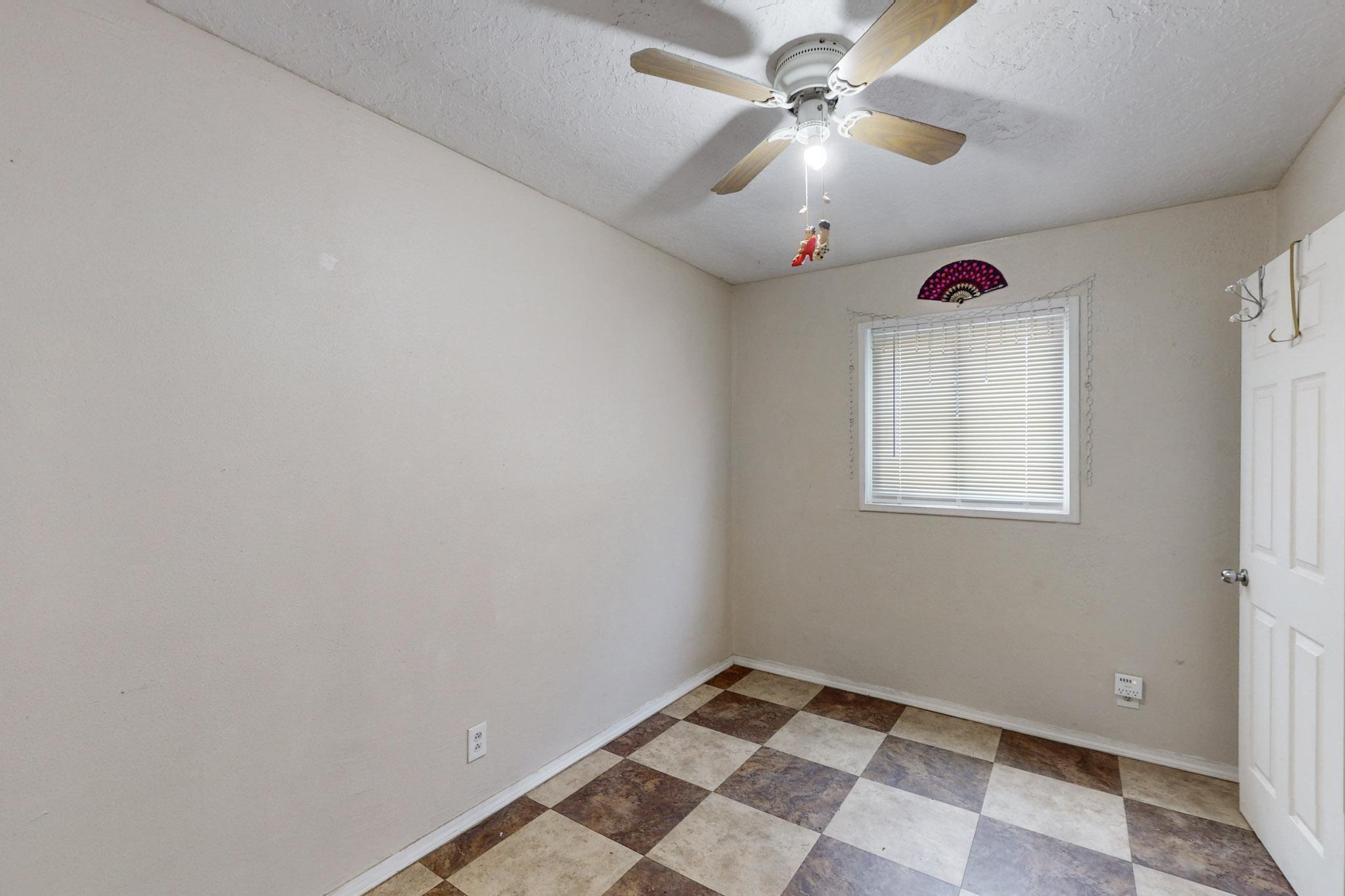 5700 Euclid Avenue NE