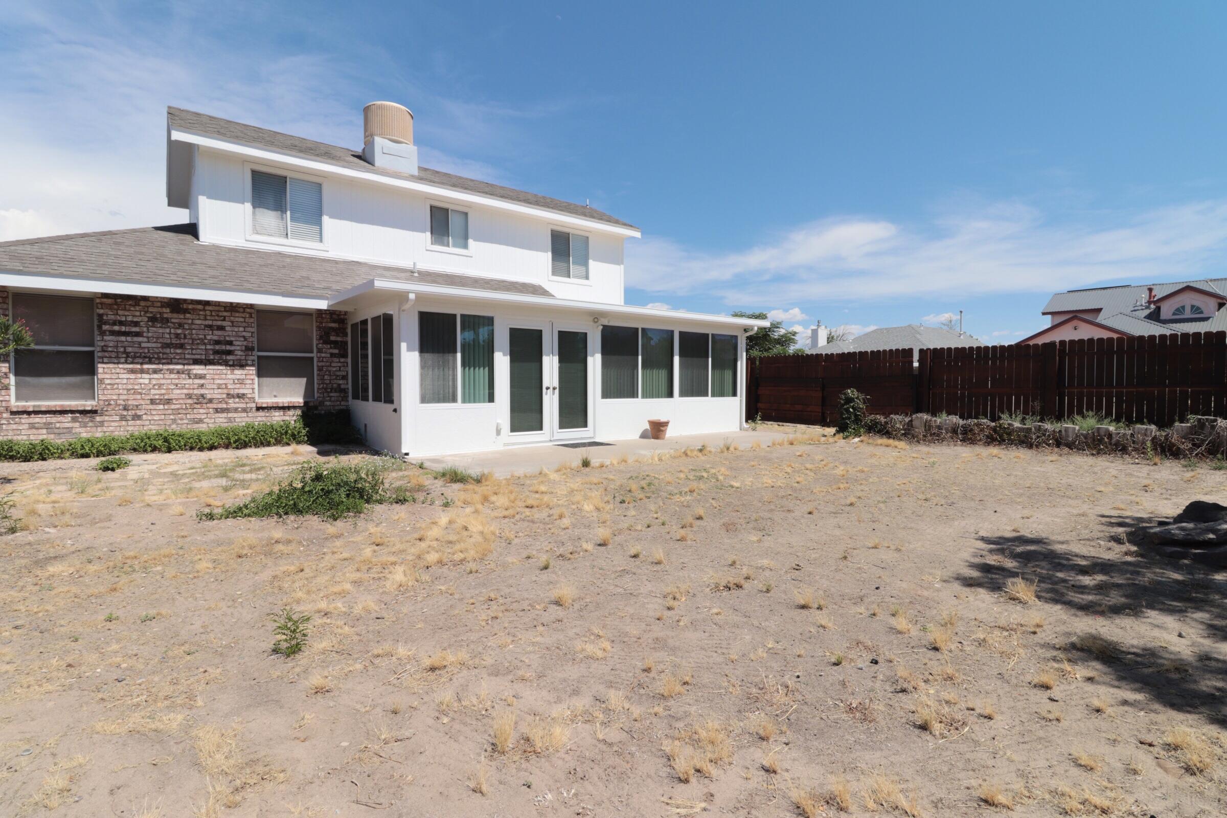 715 Heron Court SW