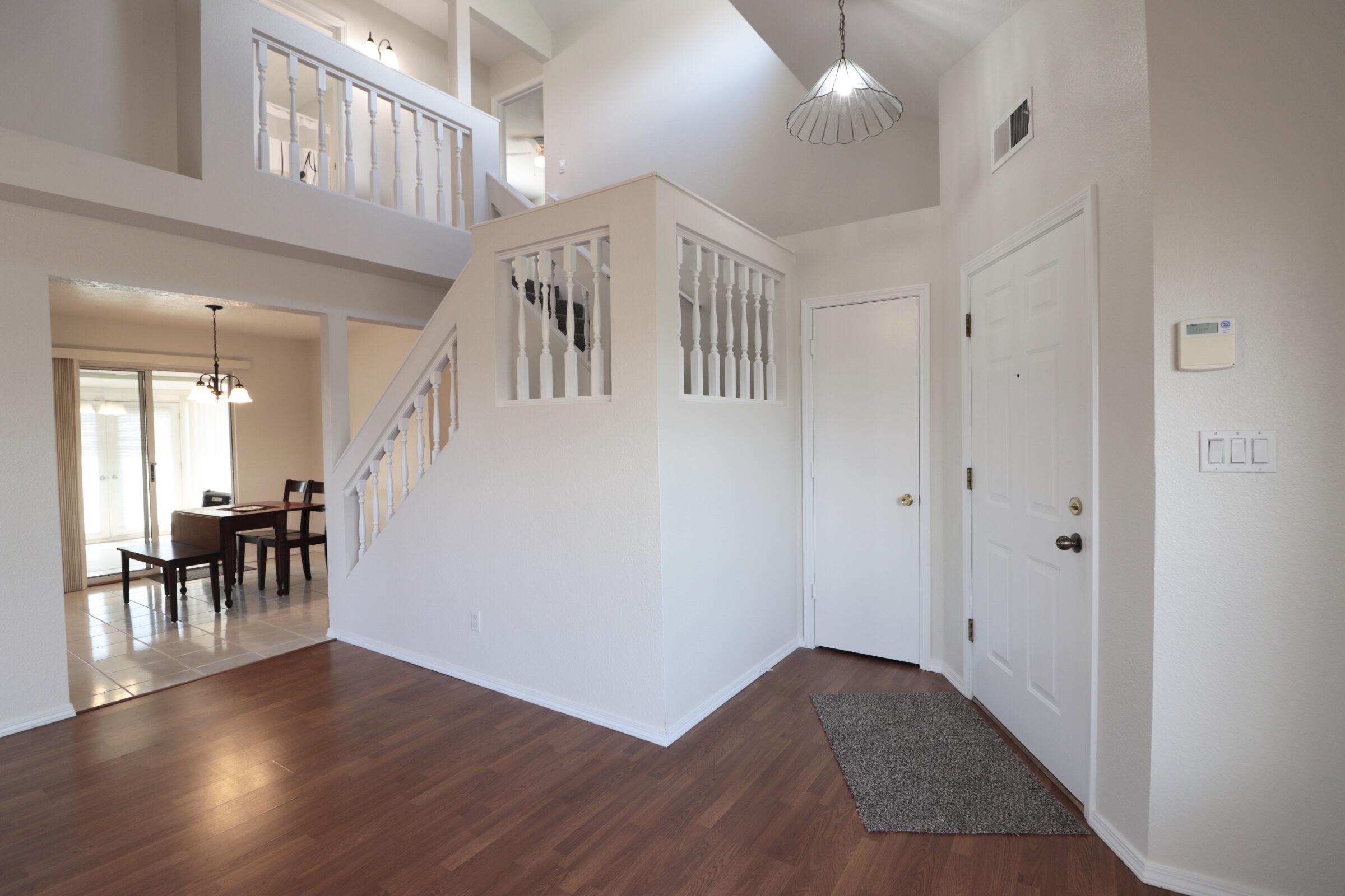 715 Heron Court SW