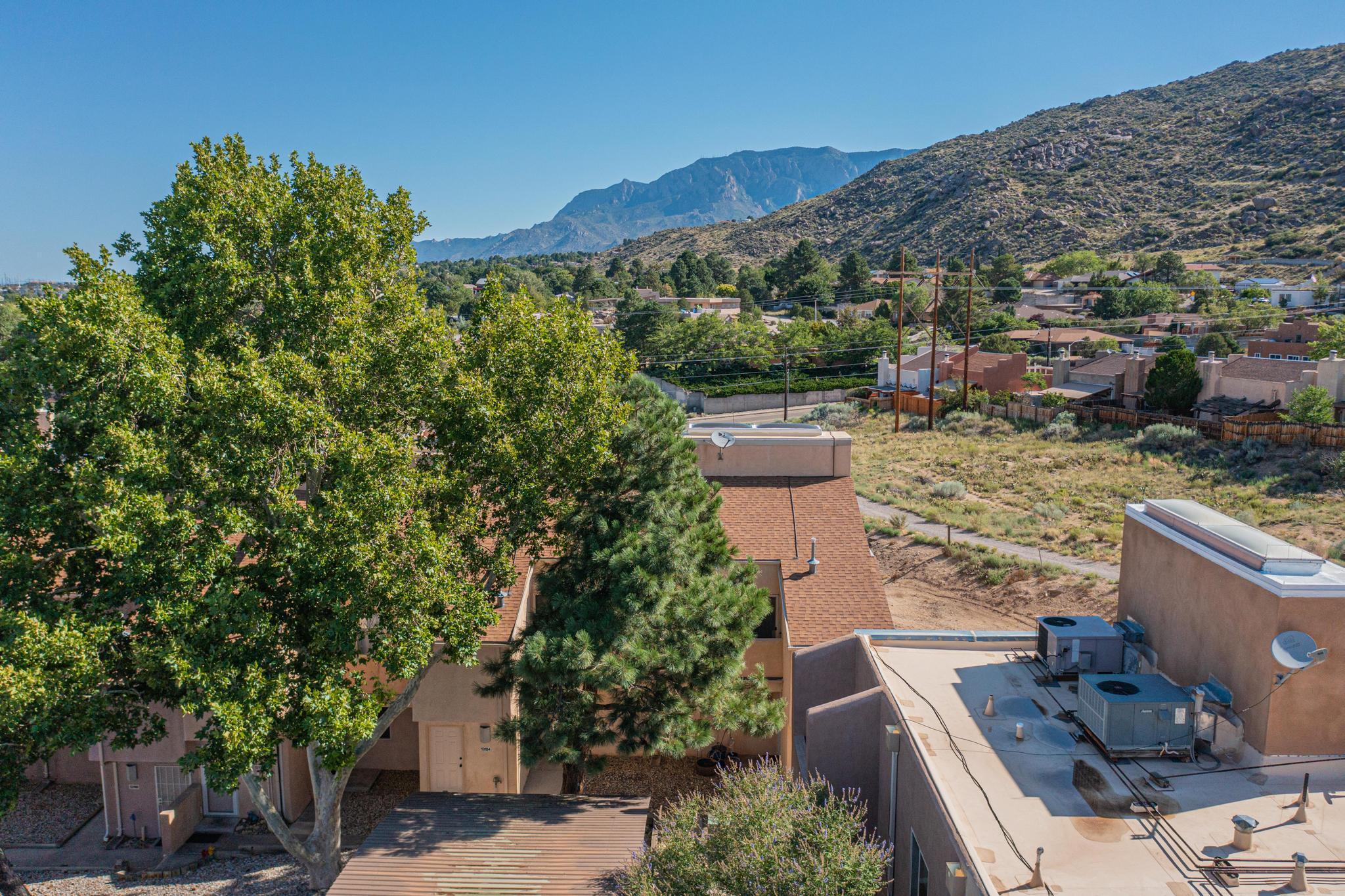 13158 Candelaria Road NE