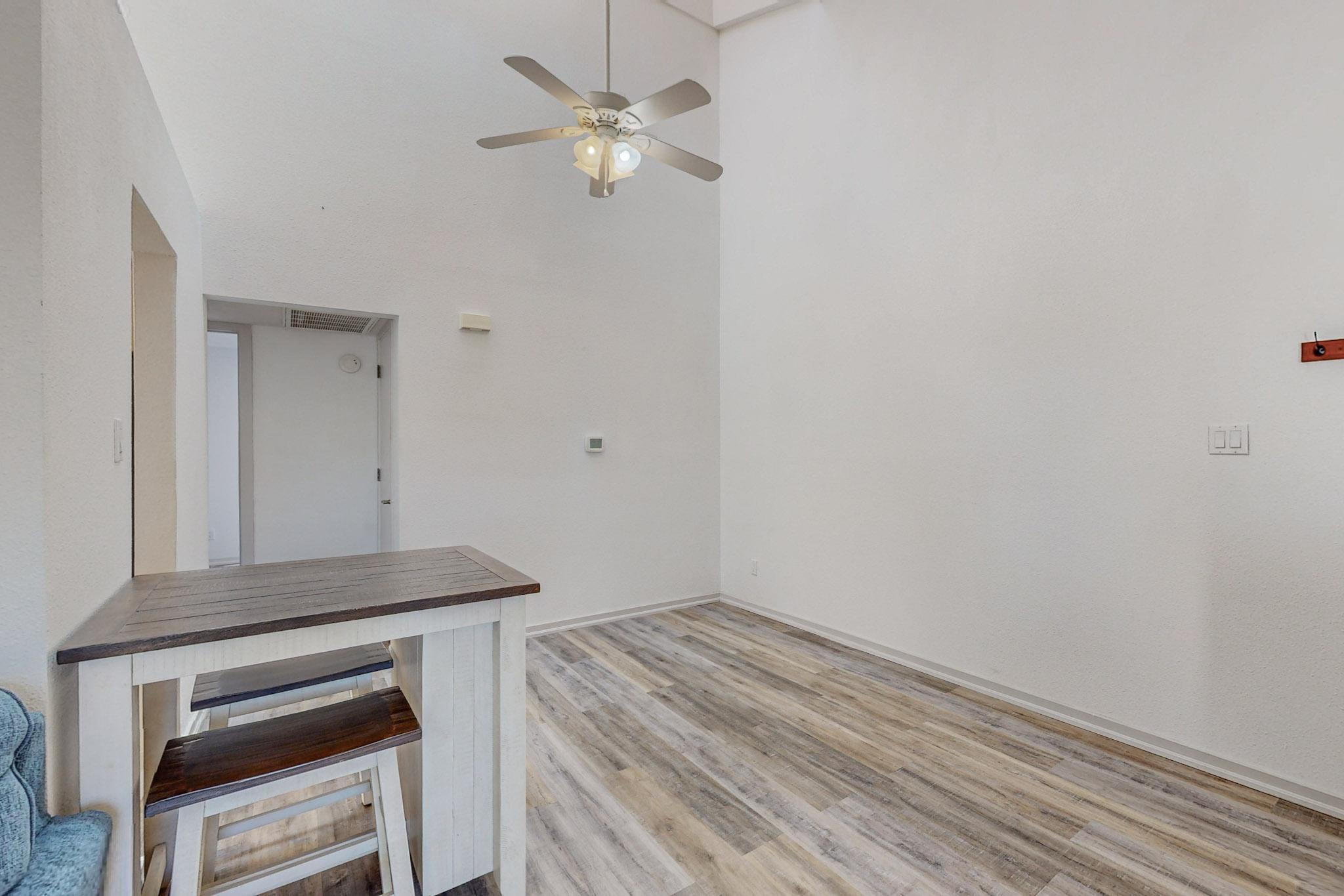 13158 Candelaria Road NE