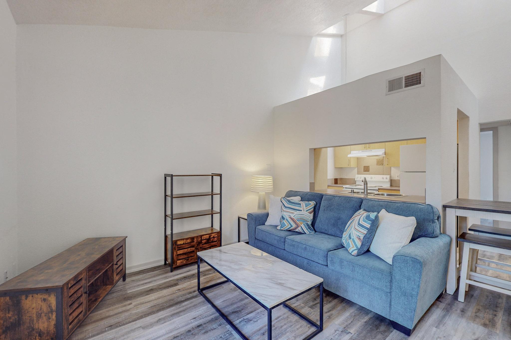 13158 Candelaria Road NE