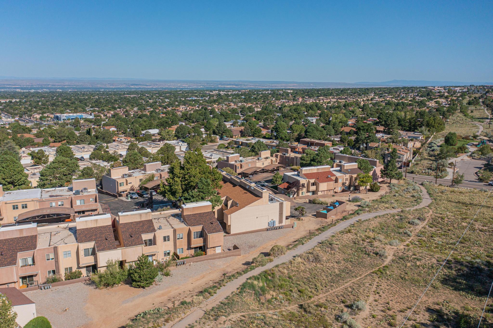 13158 Candelaria Road NE