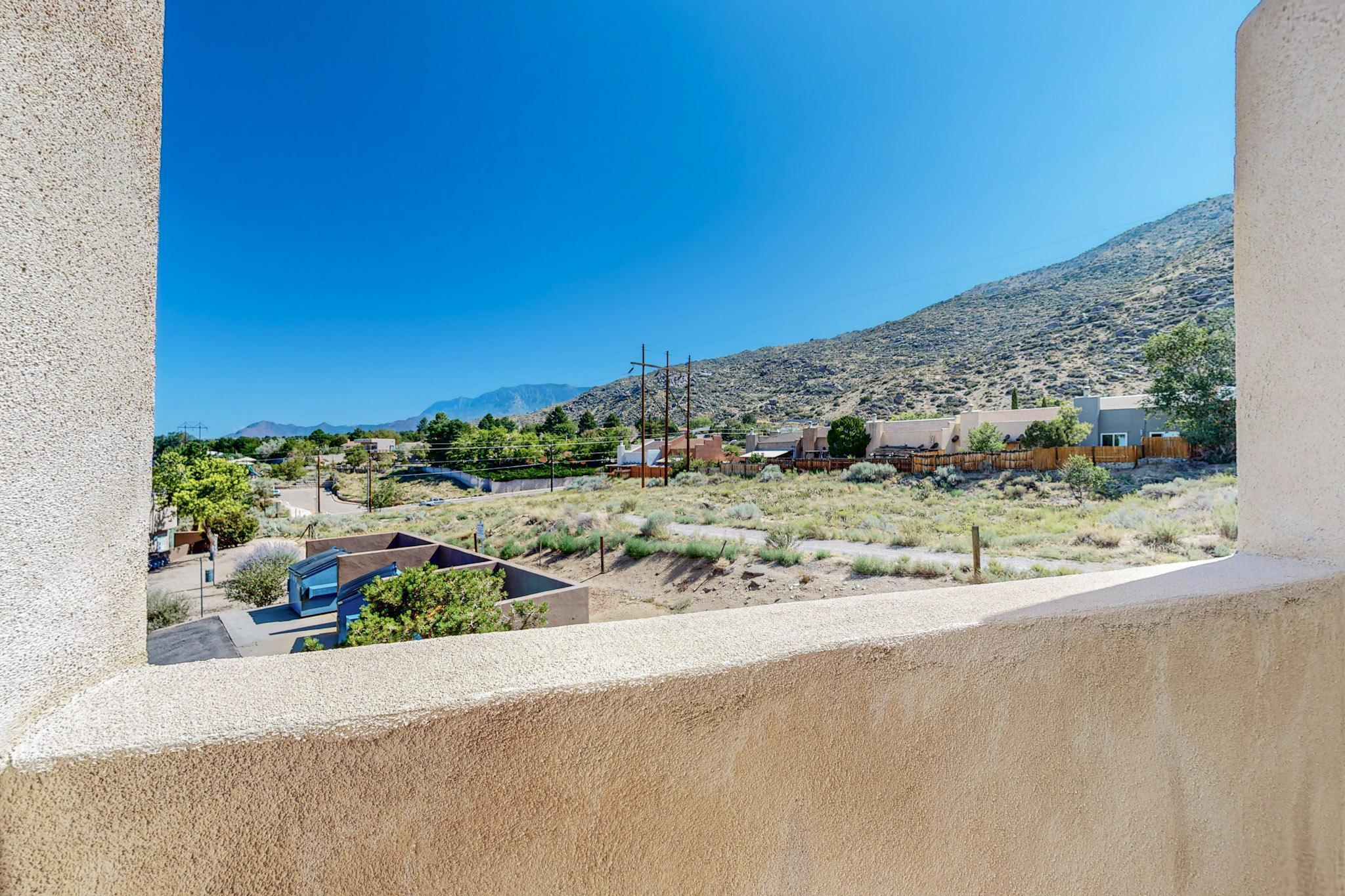 13158 Candelaria Road NE