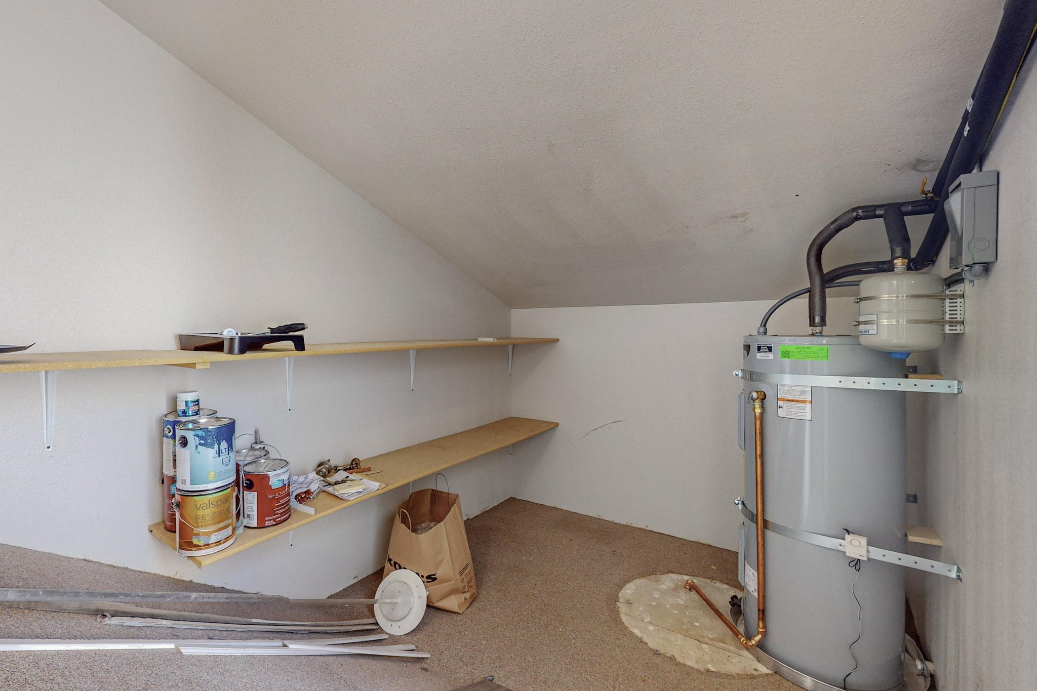 13158 Candelaria Road NE