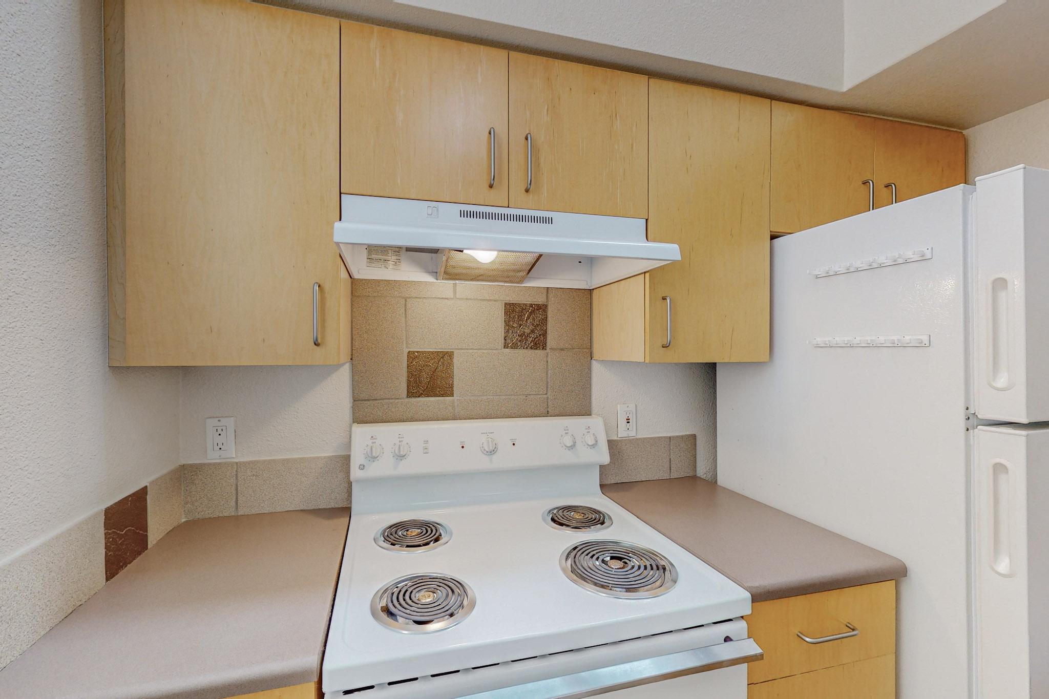 13158 Candelaria Road NE