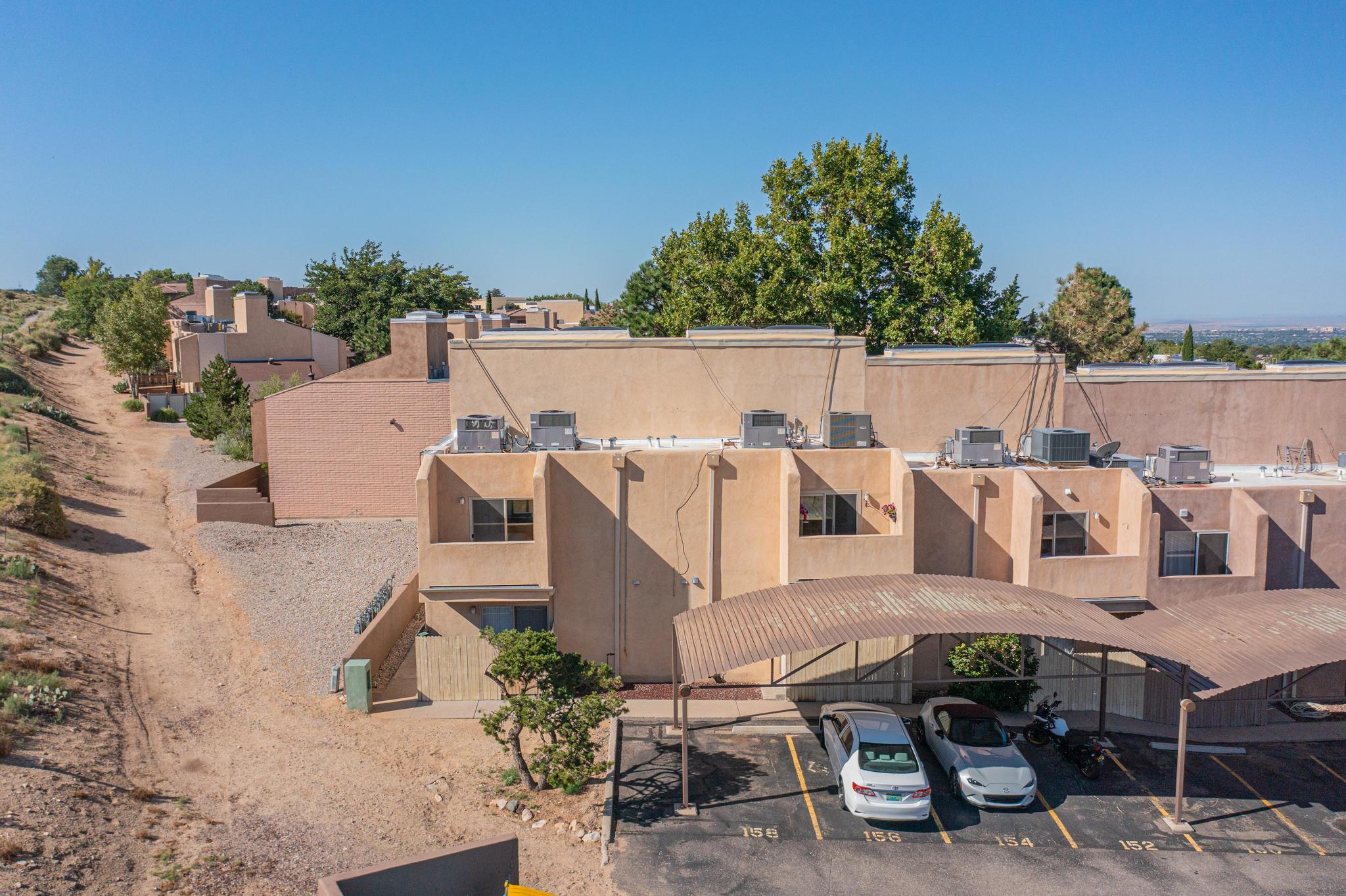 13158 Candelaria Road NE