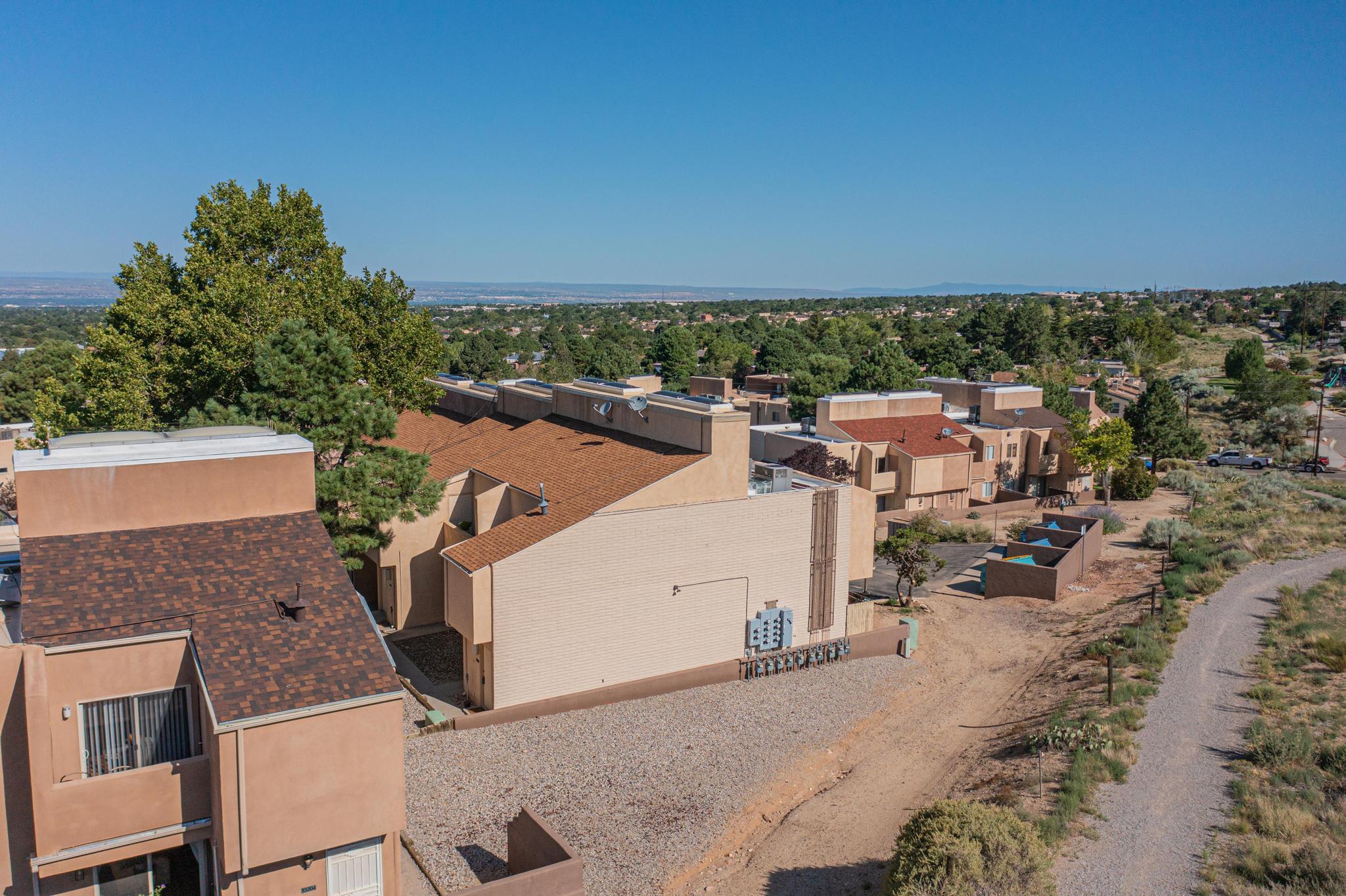 13158 Candelaria Road NE