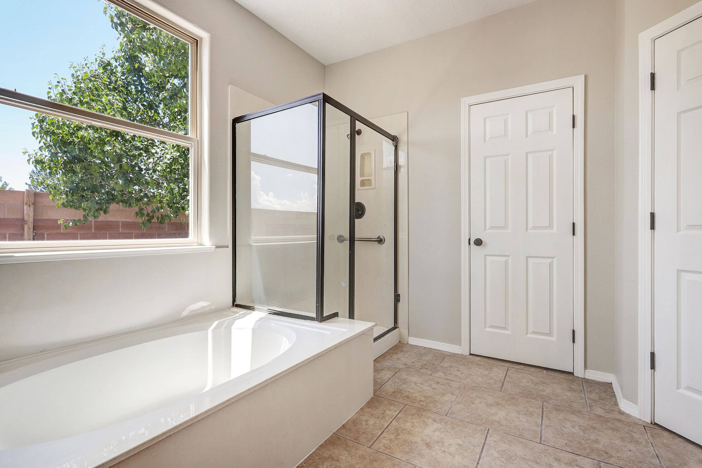 6020 Pyrenees Court NW