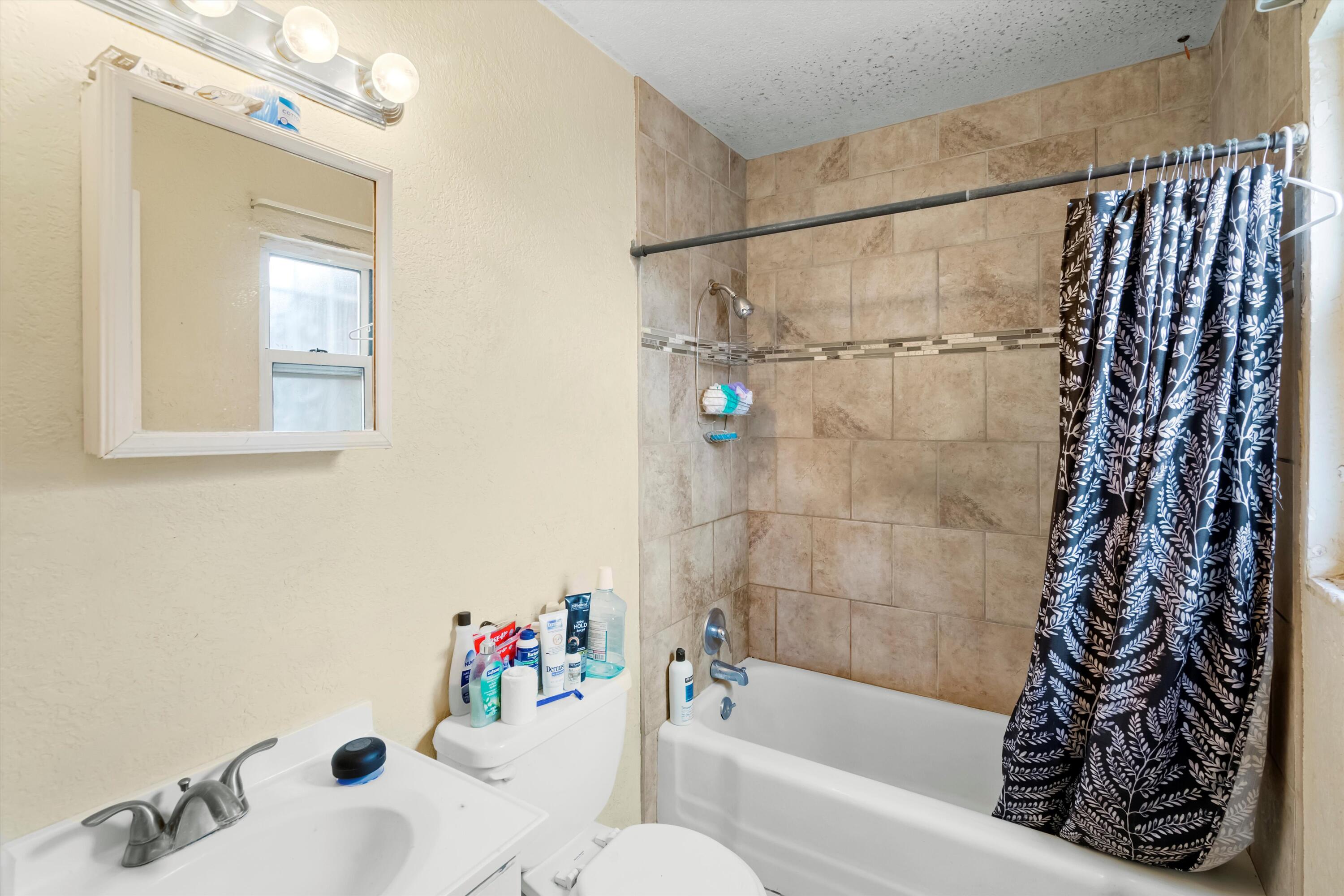 1409 Elfego Baca Drive SW