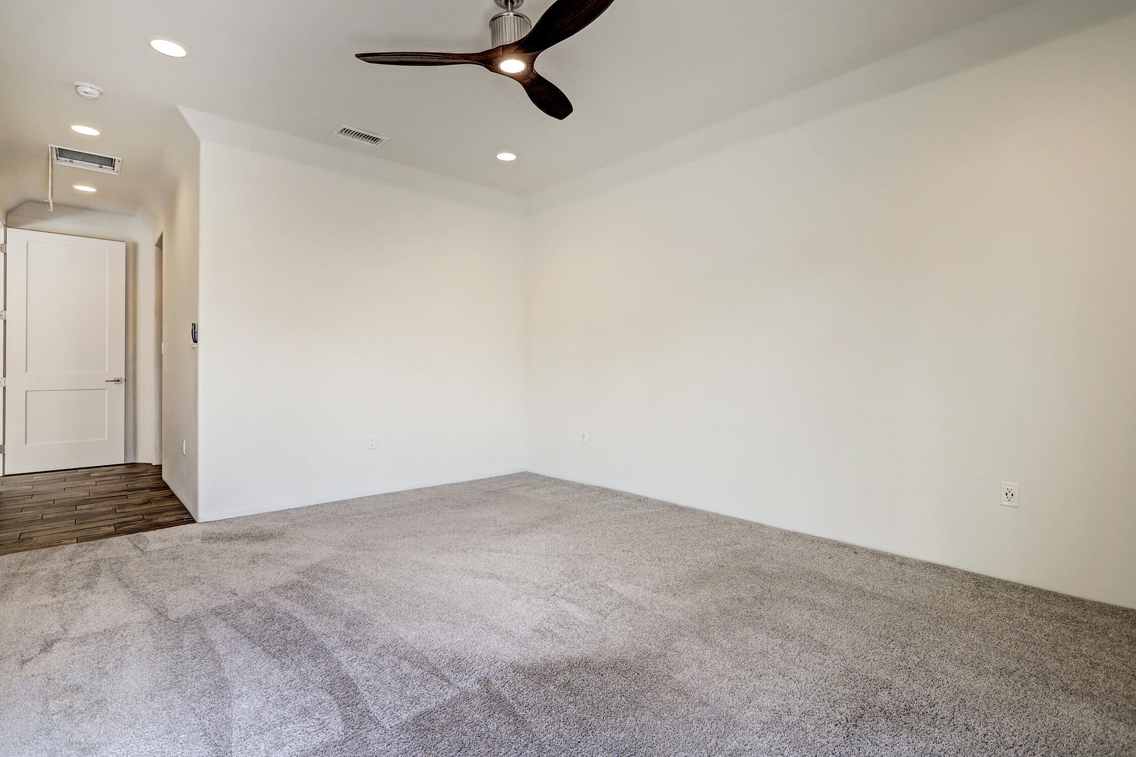 5932 Mafraq Avenue NW