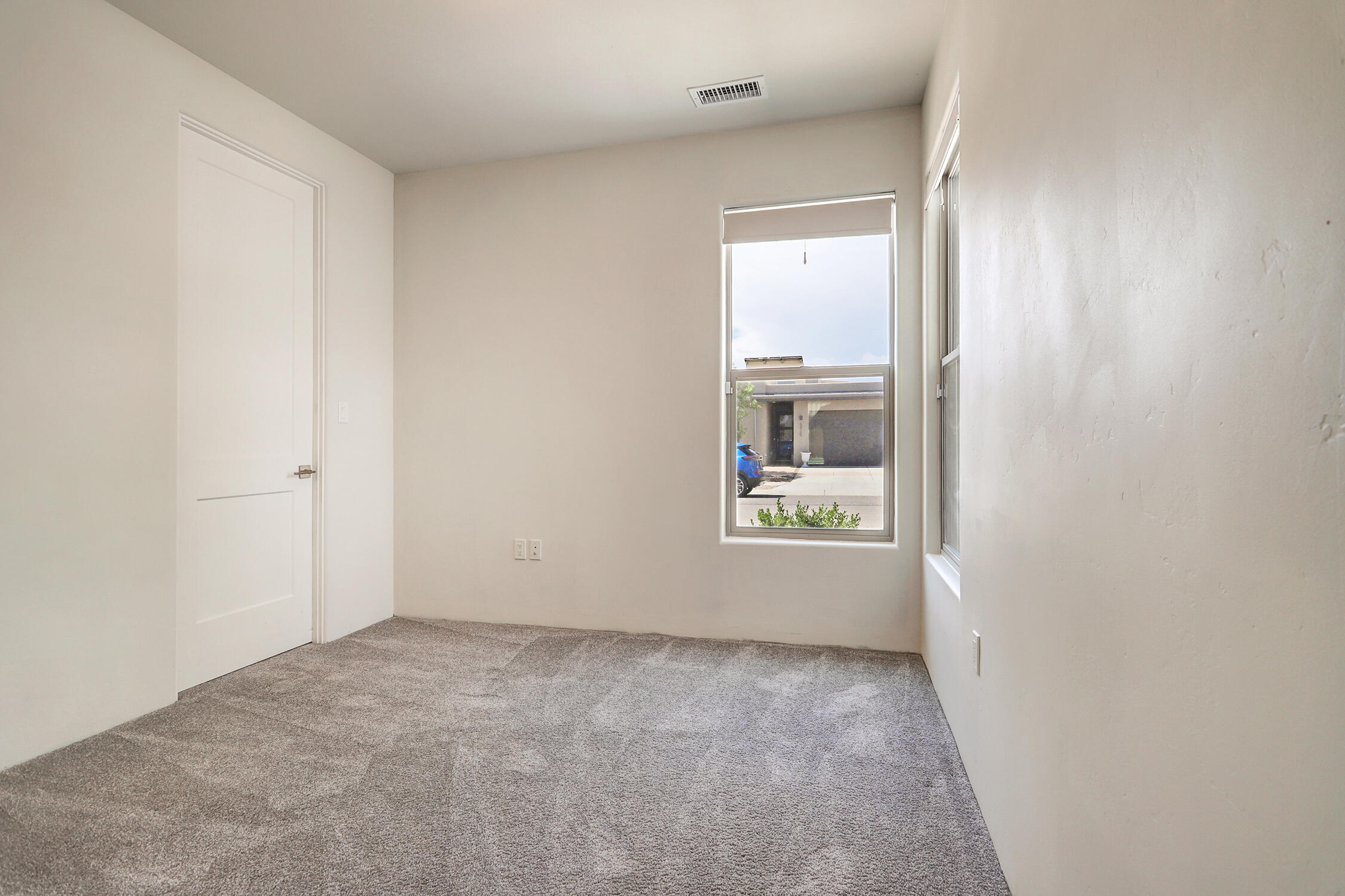 5932 Mafraq Avenue NW