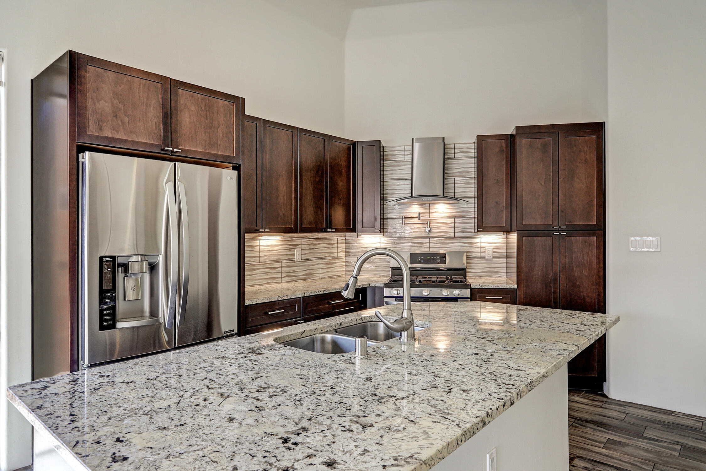 5932 Mafraq Avenue NW