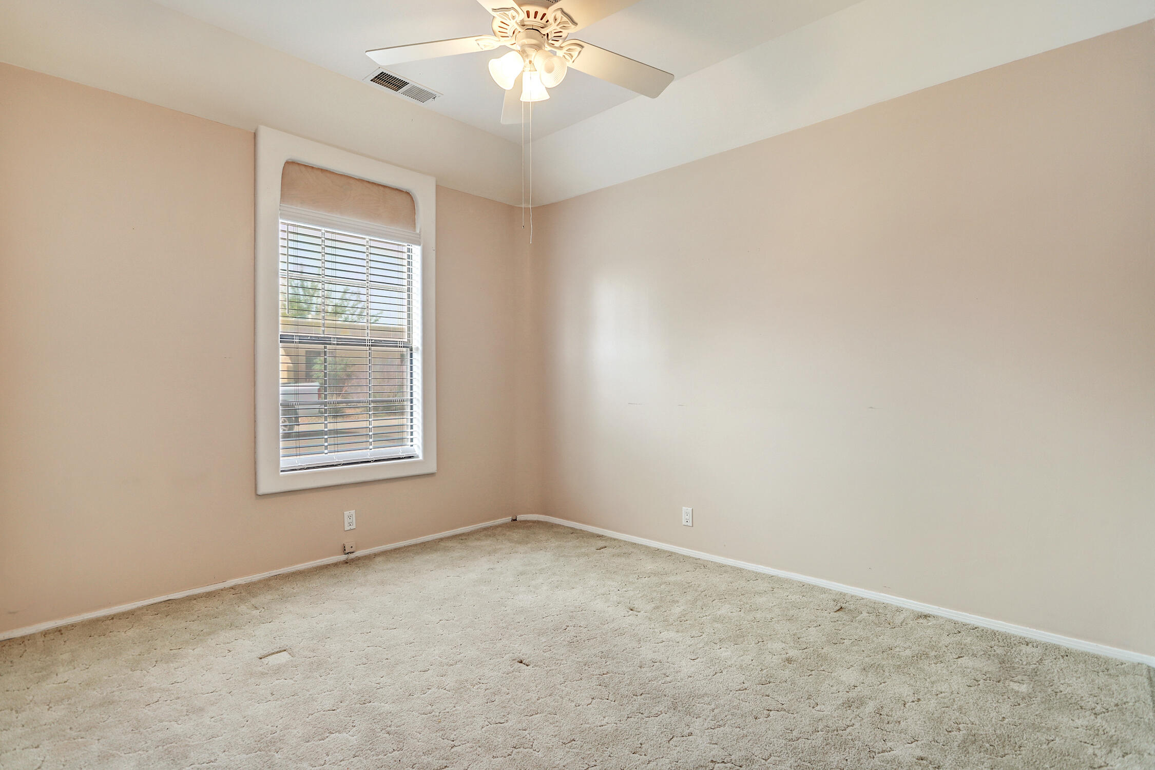 7625 Maplewood Drive NW