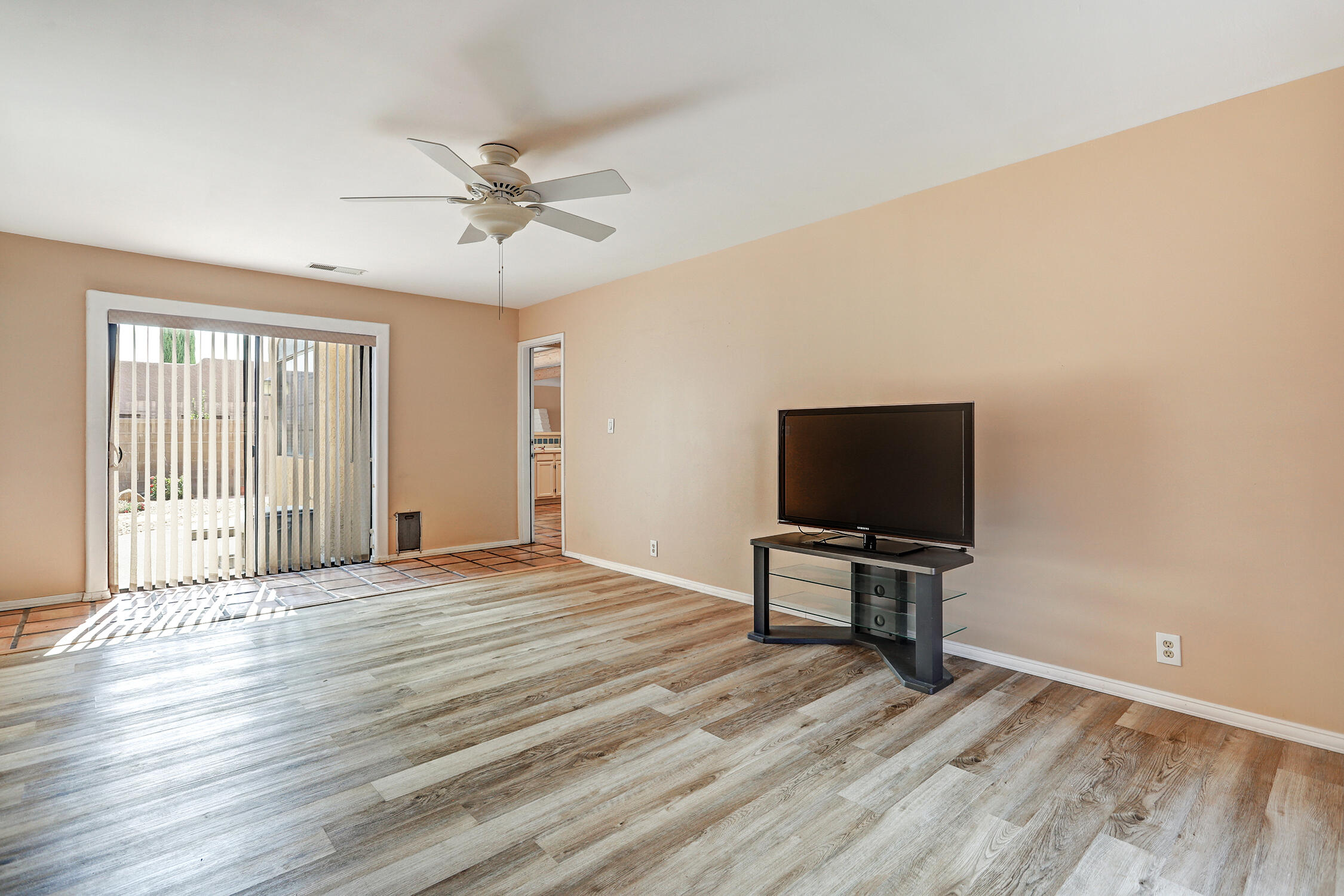 7625 Maplewood Drive NW