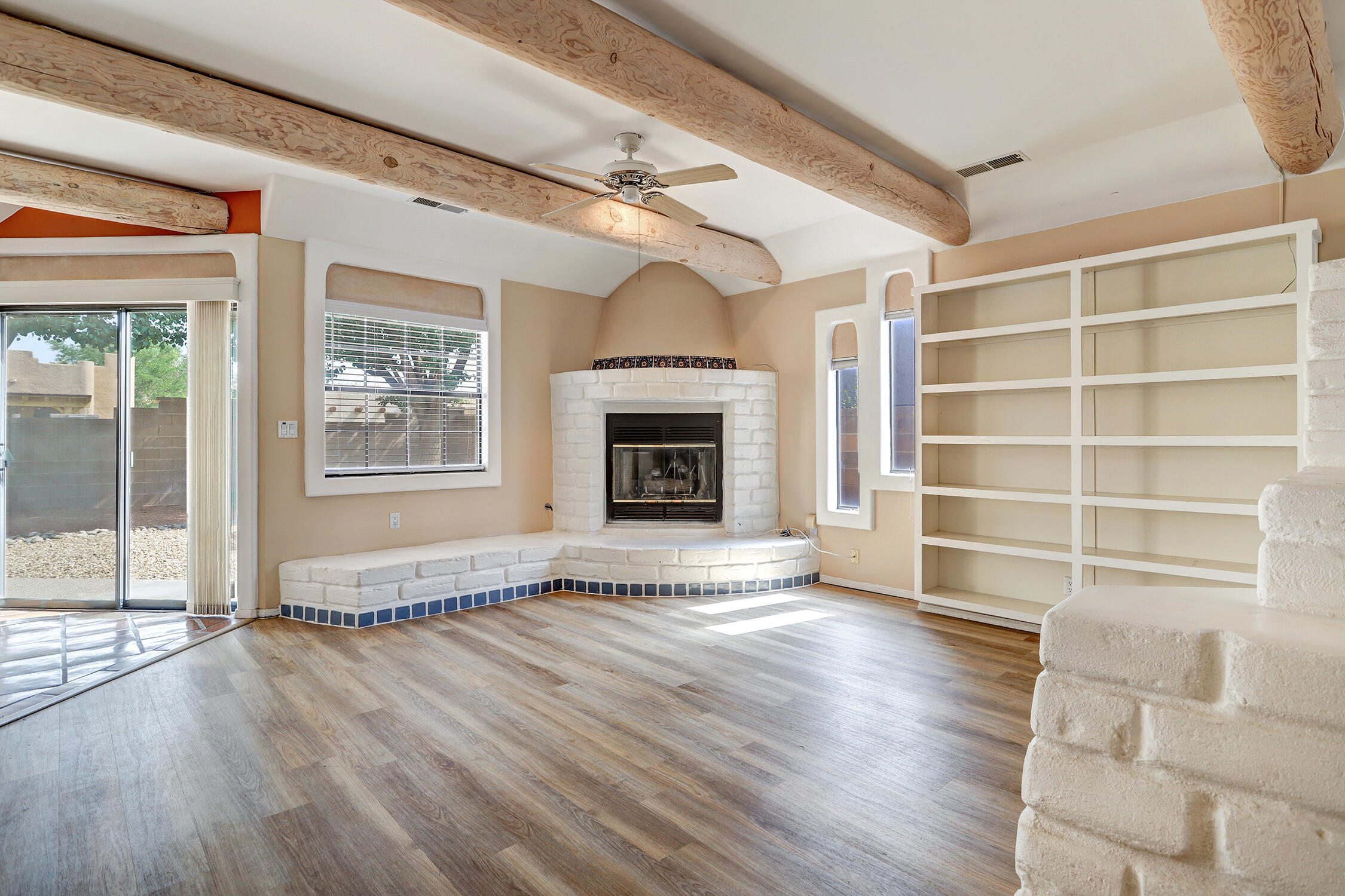 7625 Maplewood Drive NW