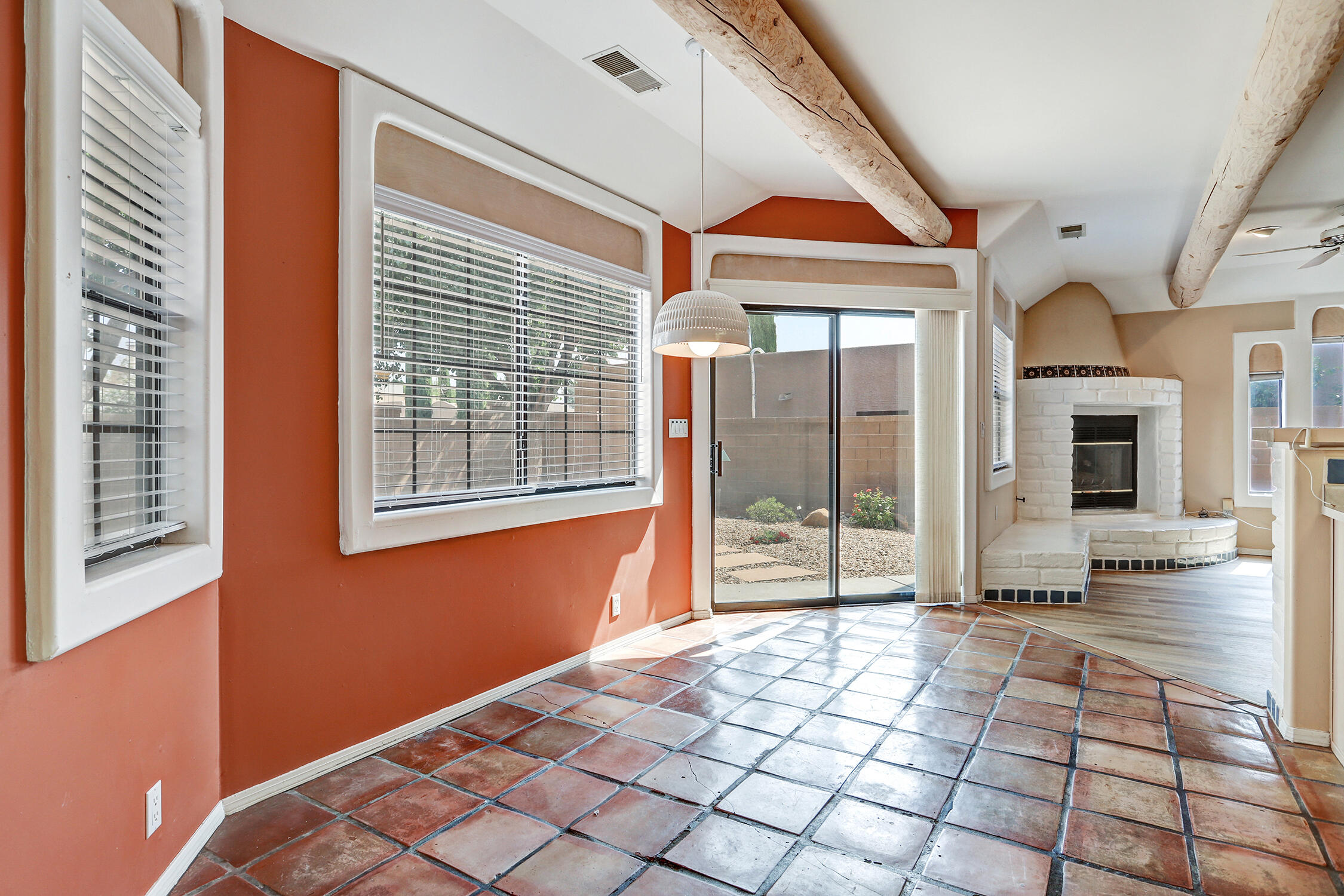 7625 Maplewood Drive NW