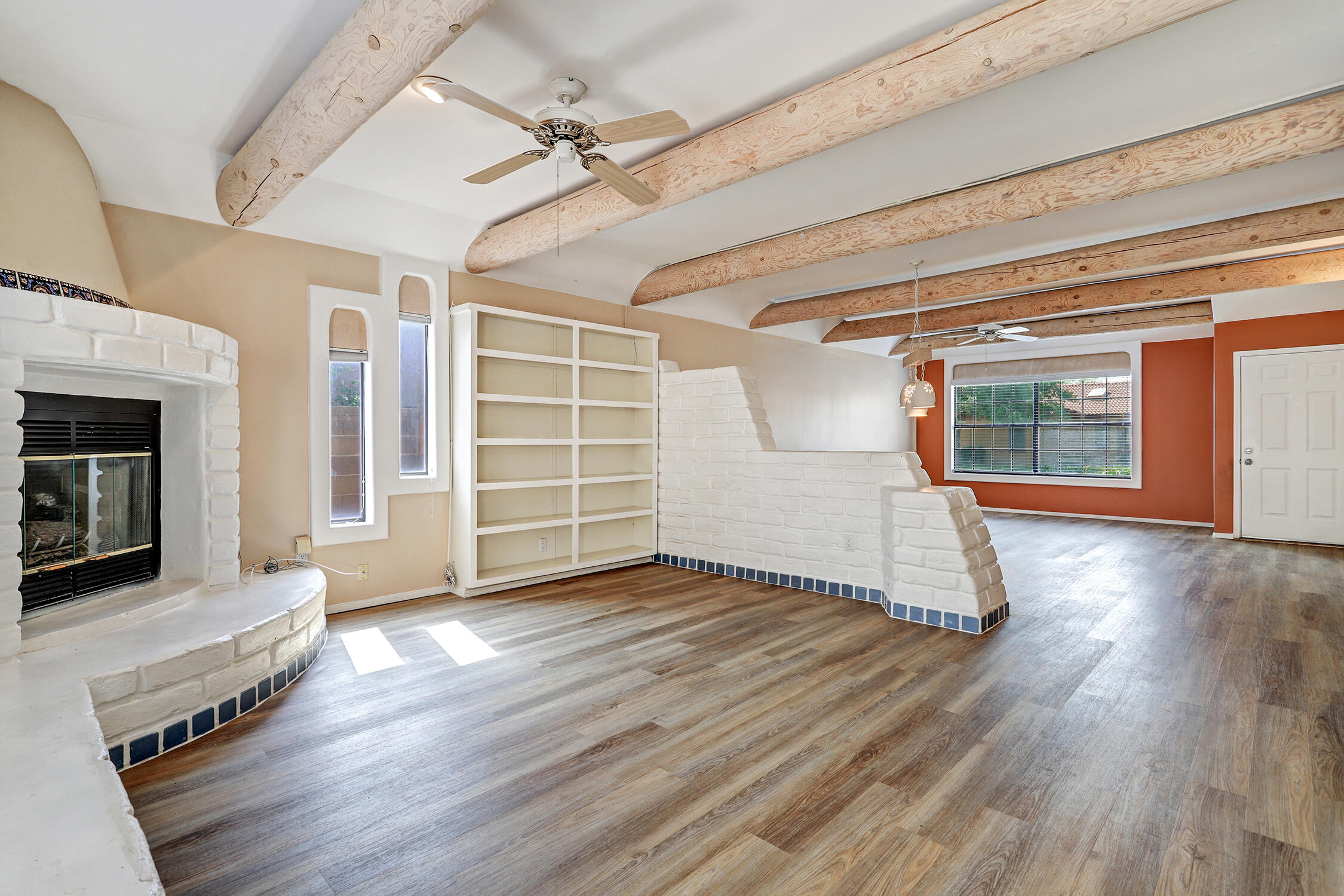 7625 Maplewood Drive NW