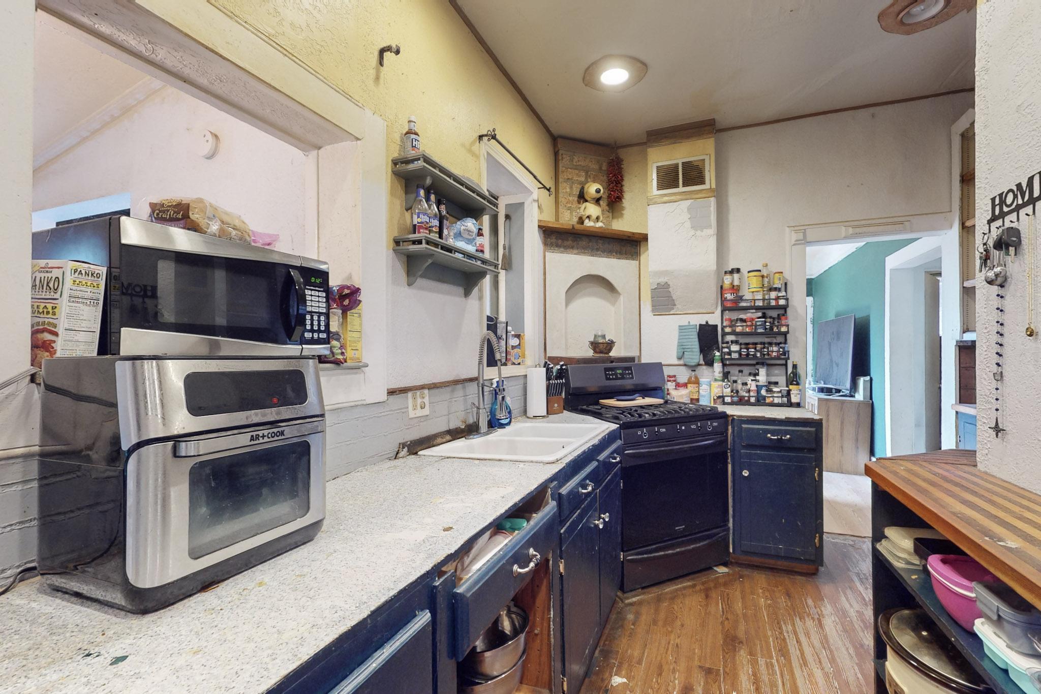 829 Prospect Avenue NW