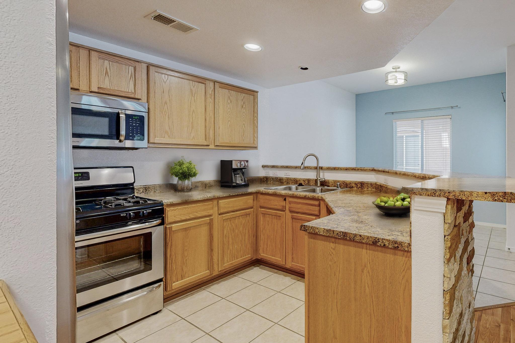 6800 Vista Del Norte Drive NE 3012