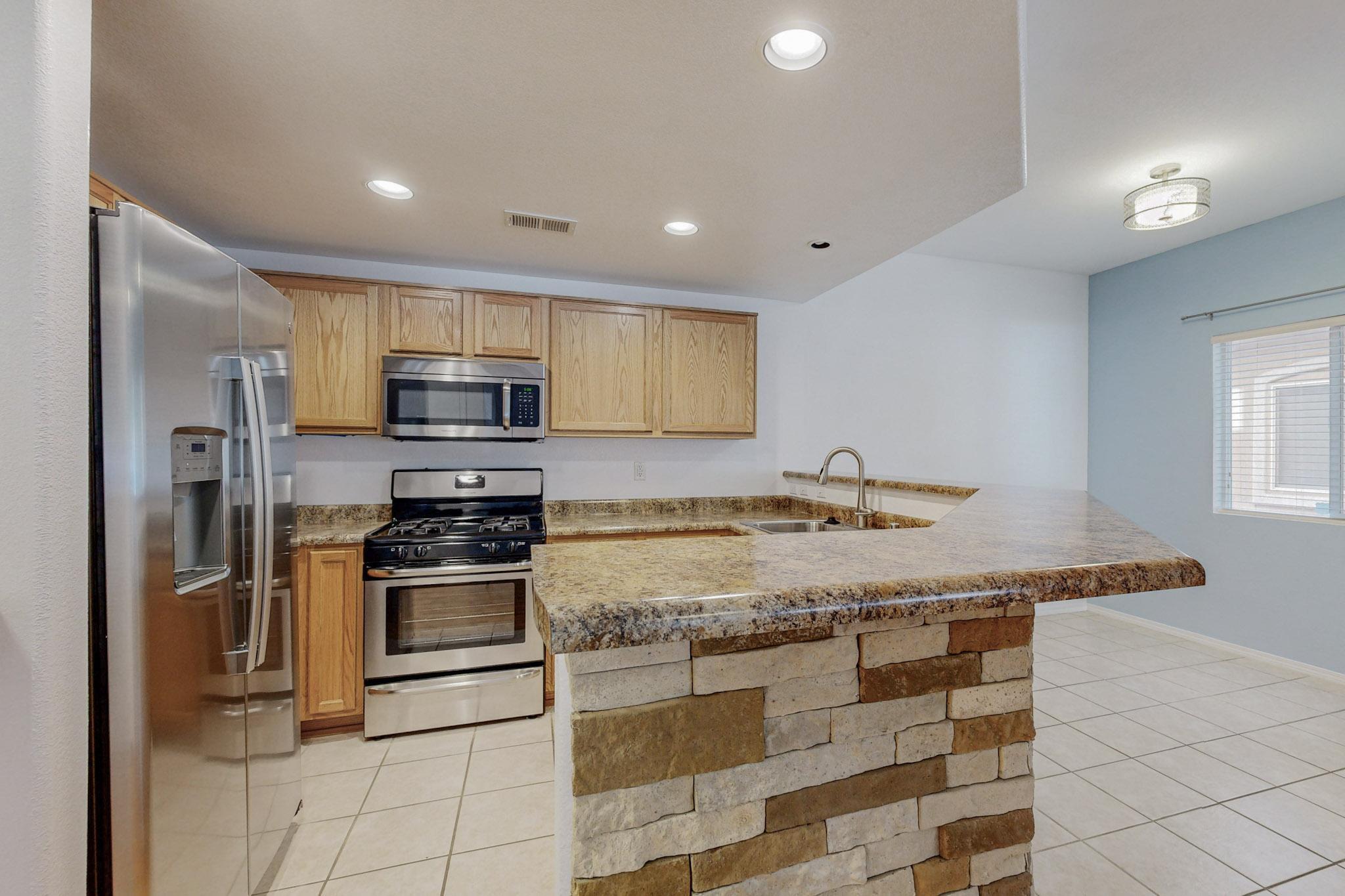 6800 Vista Del Norte Drive NE 3012