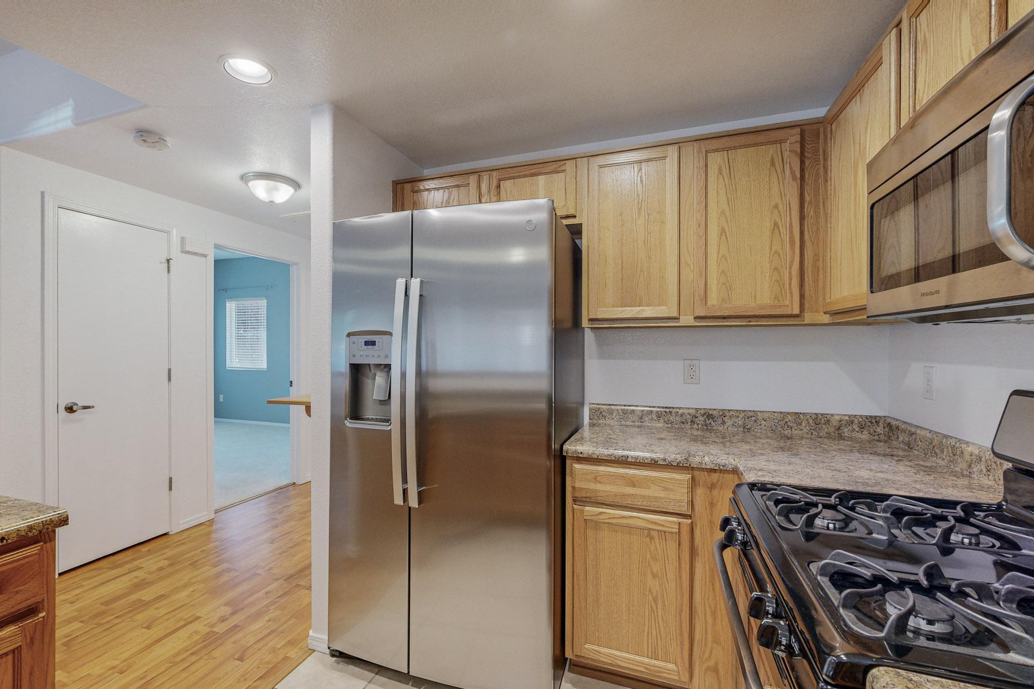 6800 Vista Del Norte Drive NE 3012