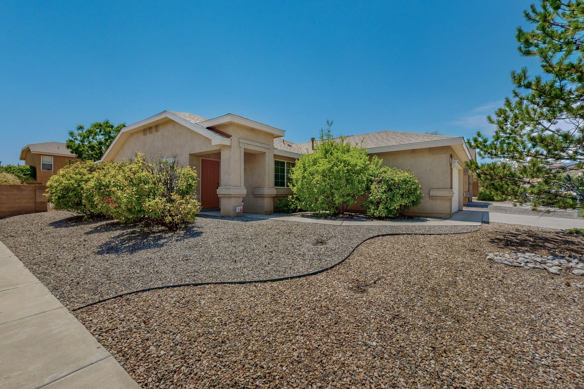 7516 Goshawk Avenue NW