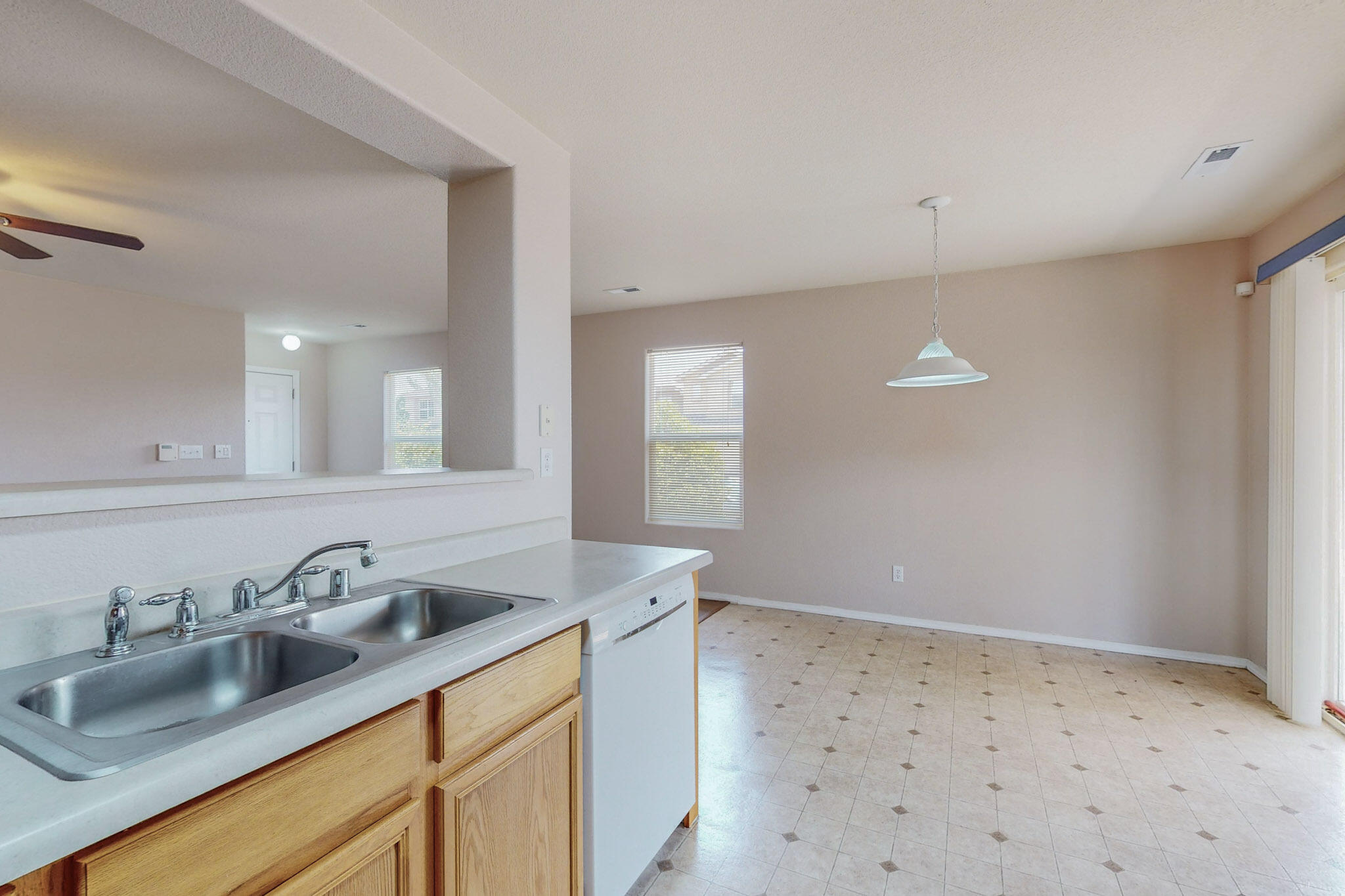 7516 Goshawk Avenue NW