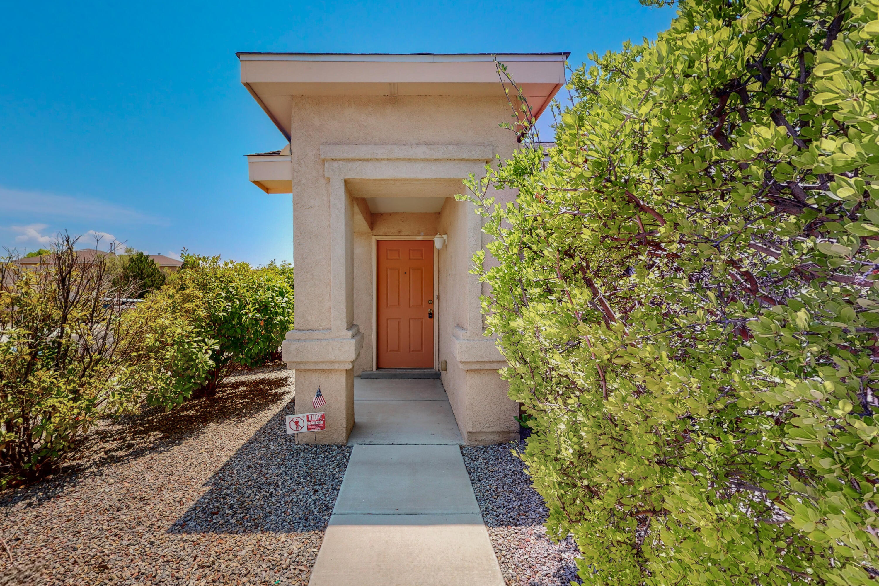 7516 Goshawk Avenue NW