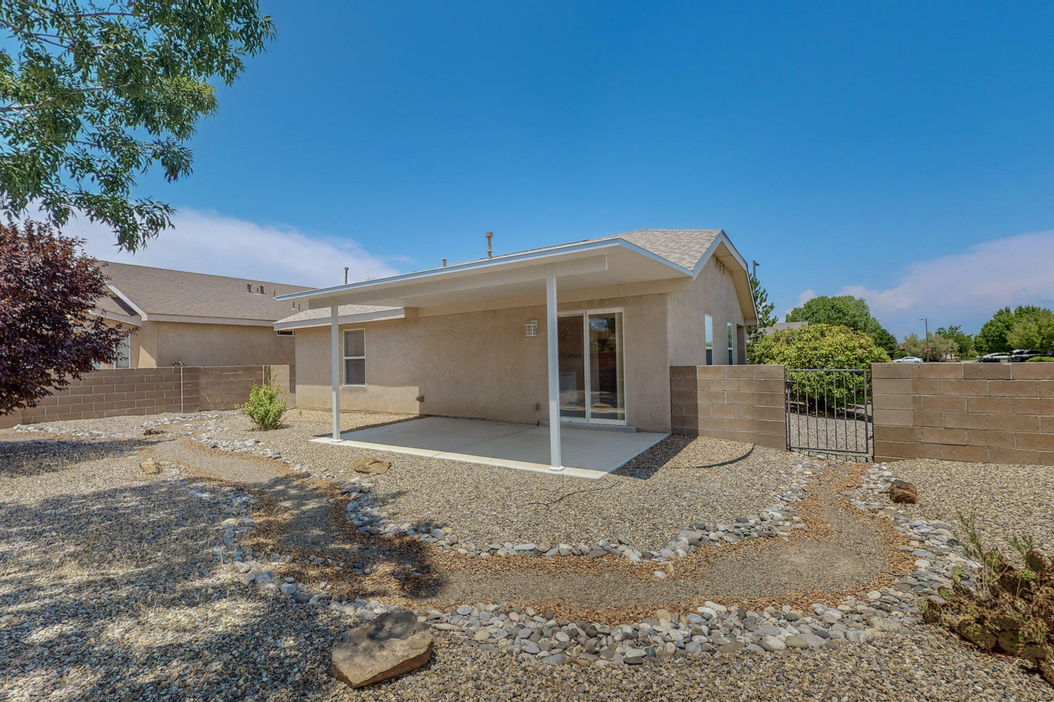 7516 Goshawk Avenue NW