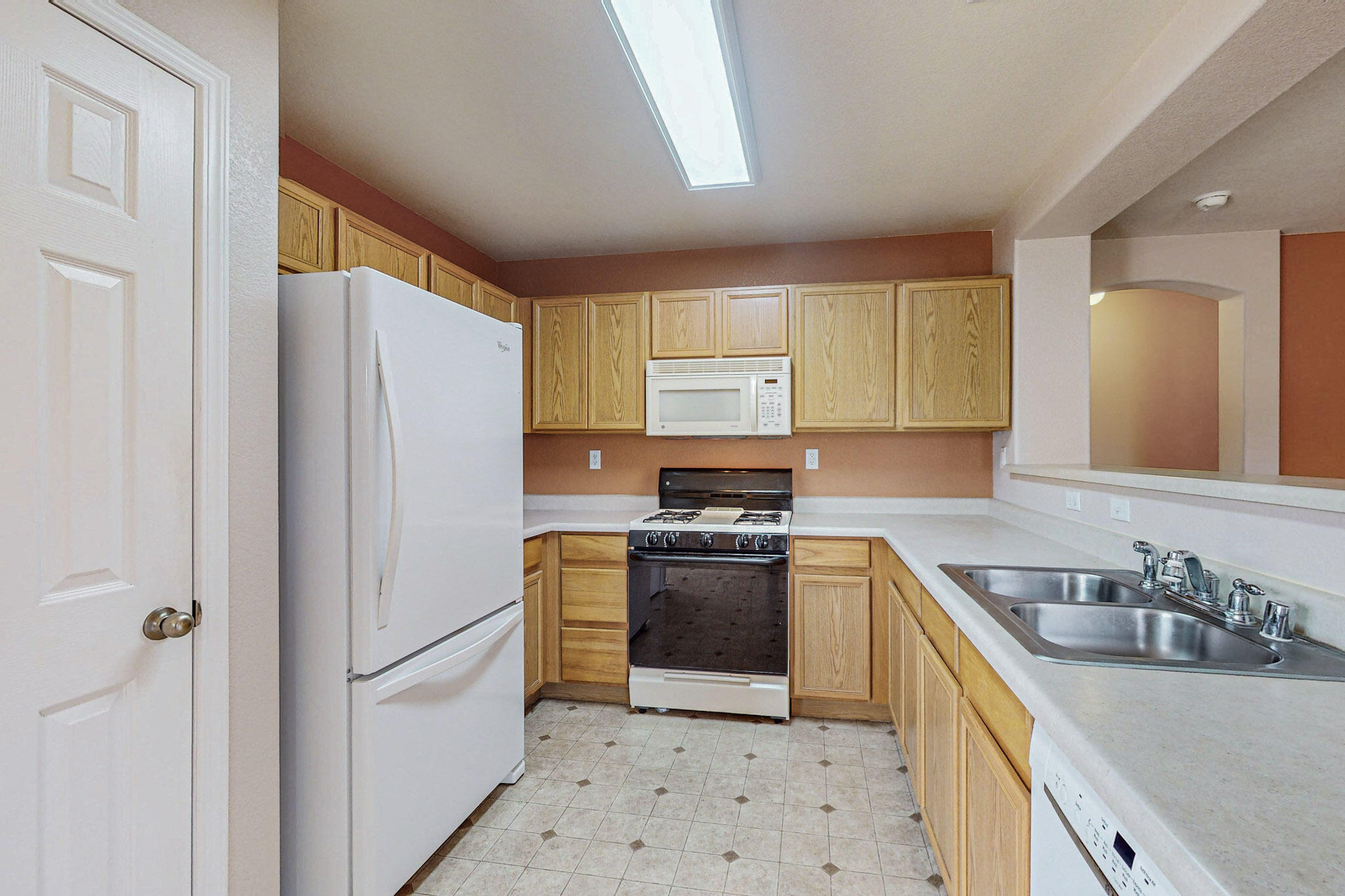 7516 Goshawk Avenue NW