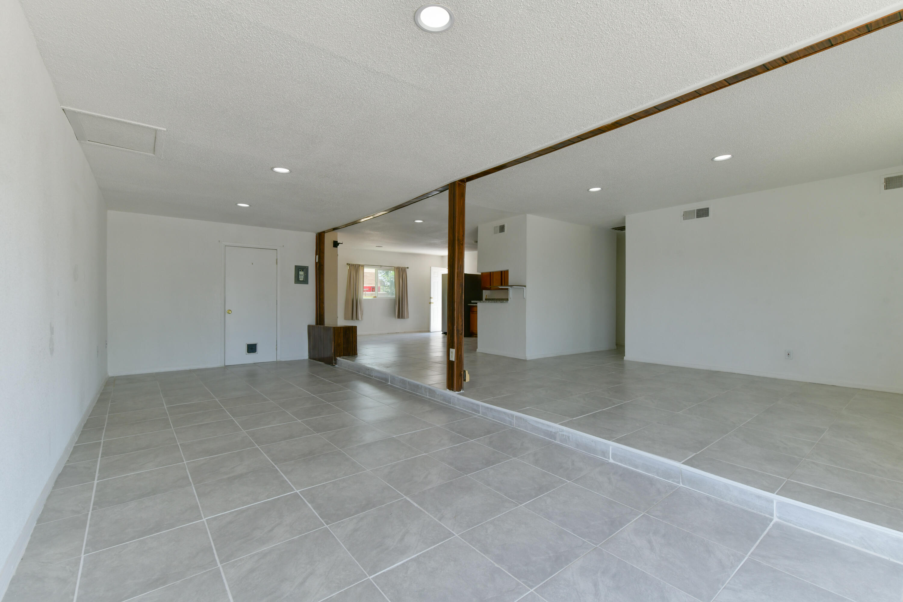 3002 Val Verde Drive NE