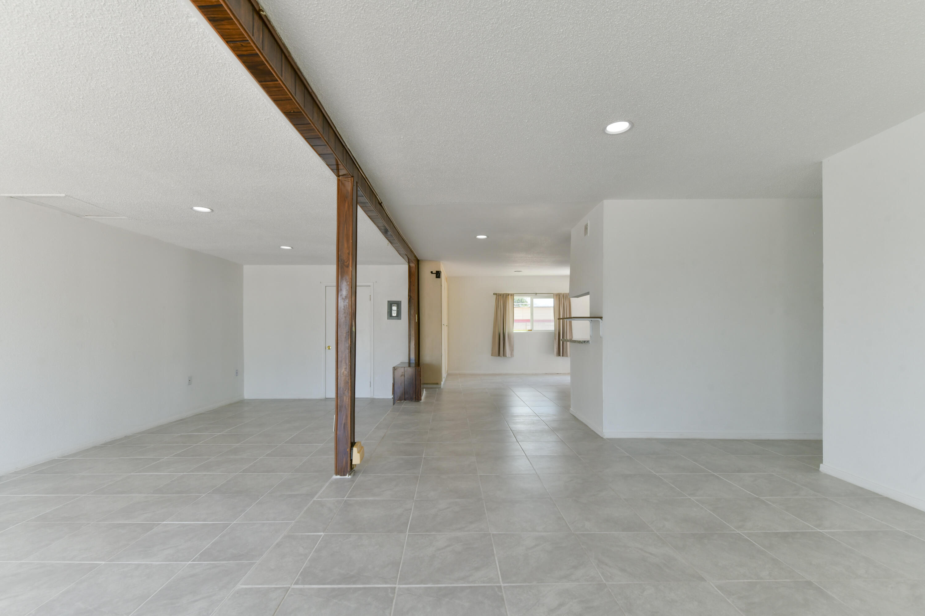 3002 Val Verde Drive NE