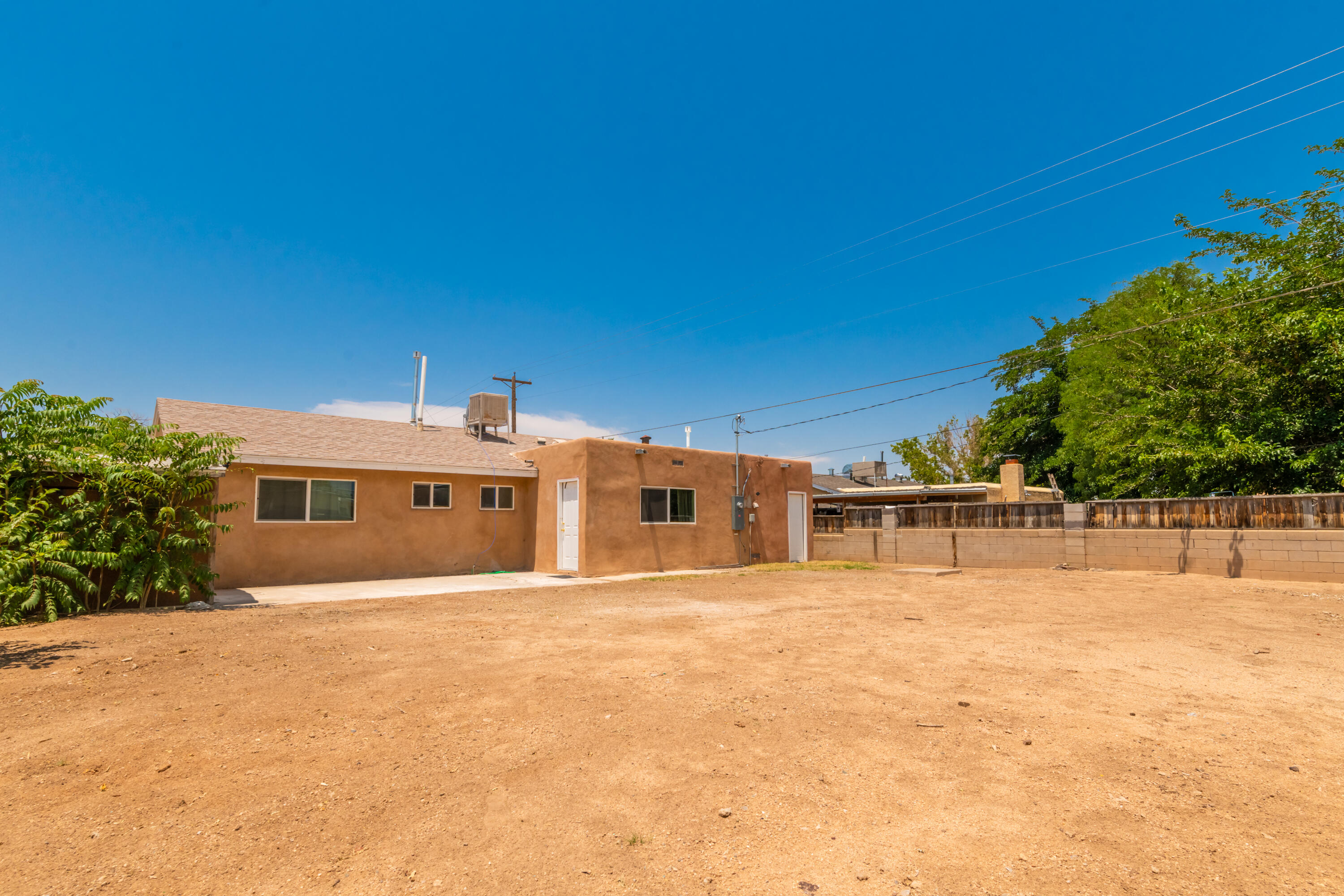 3002 Val Verde Drive NE