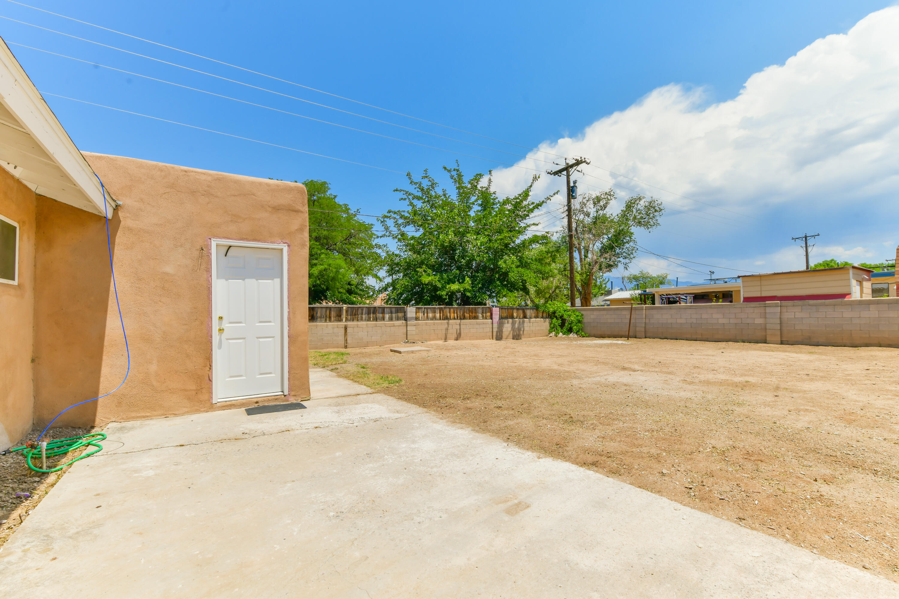 3002 Val Verde Drive NE