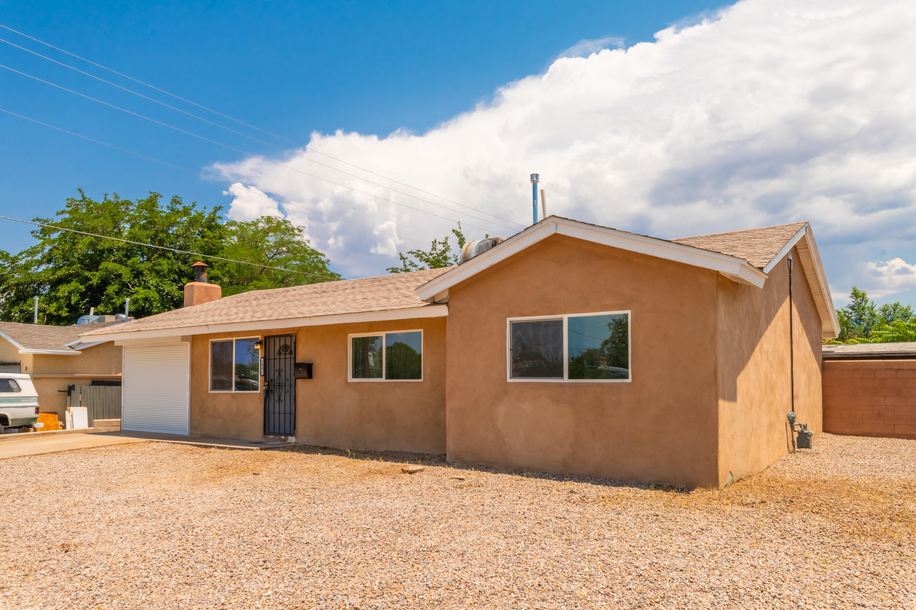 3002 Val Verde Drive NE