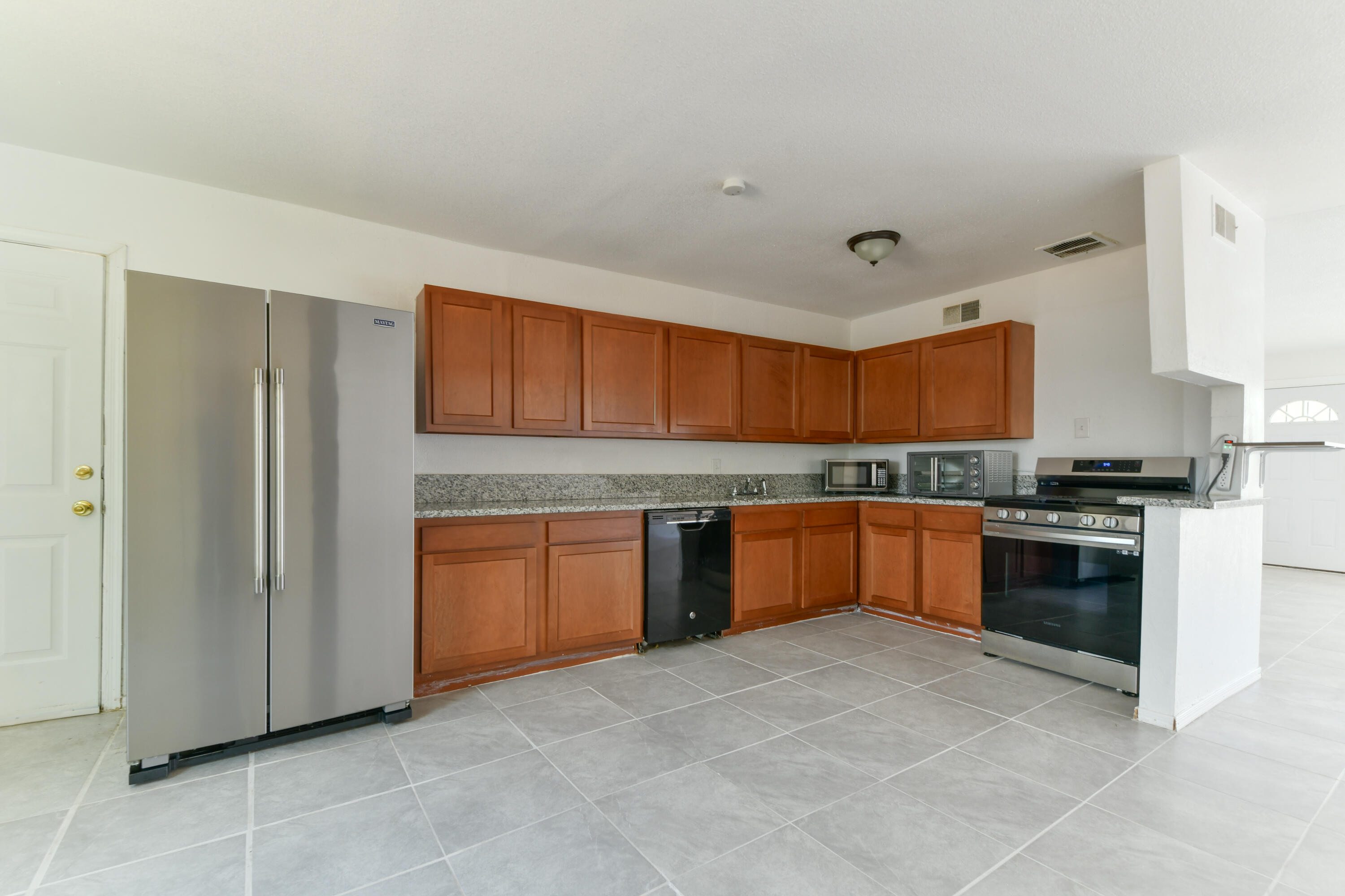 3002 Val Verde Drive NE