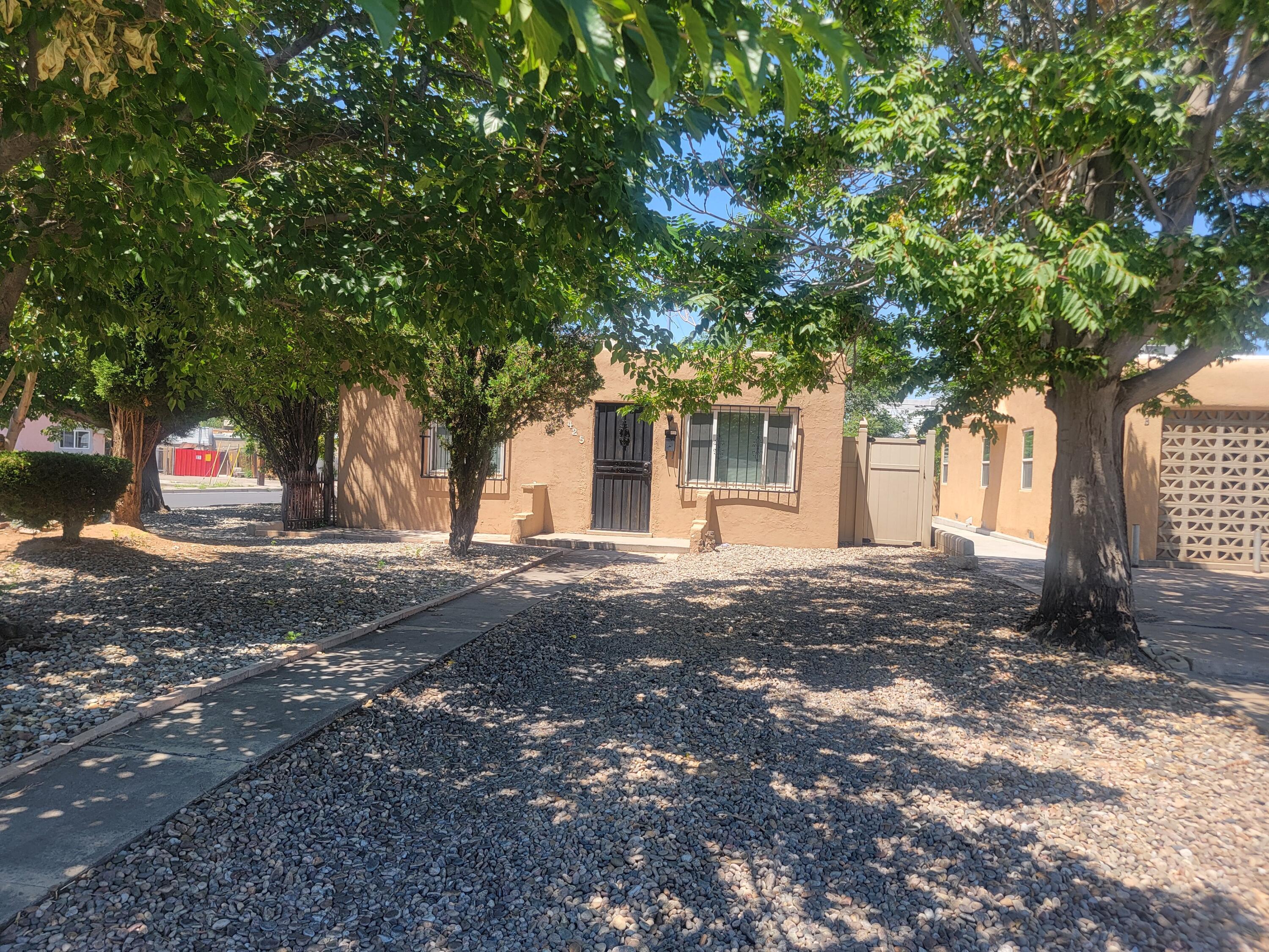 425 Columbia Drive SE