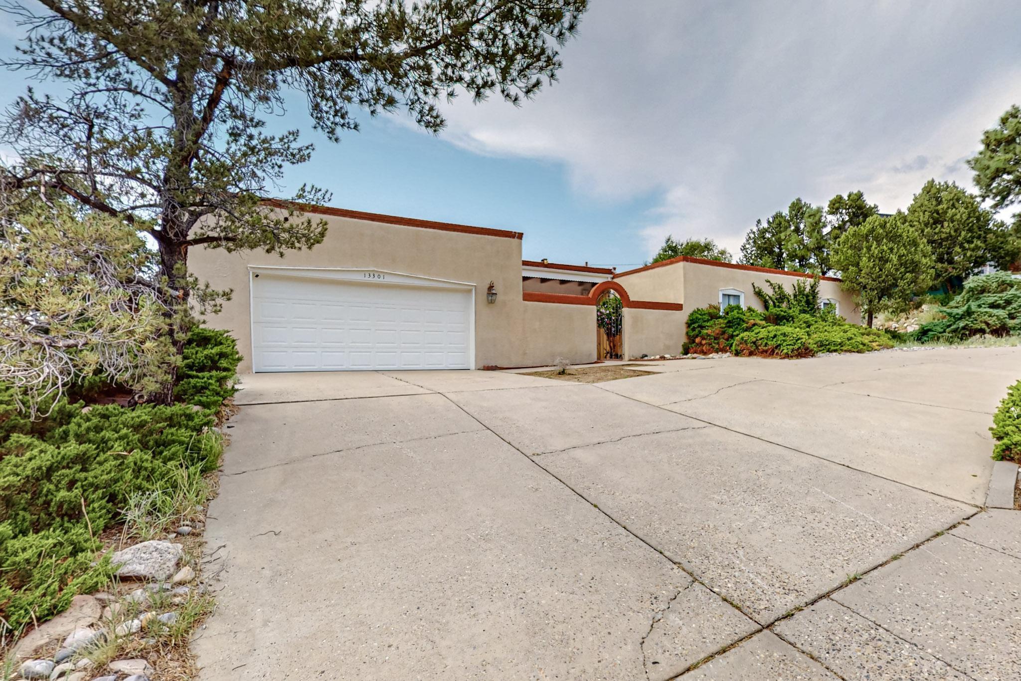 13301 Sunset Canyon Drive NE