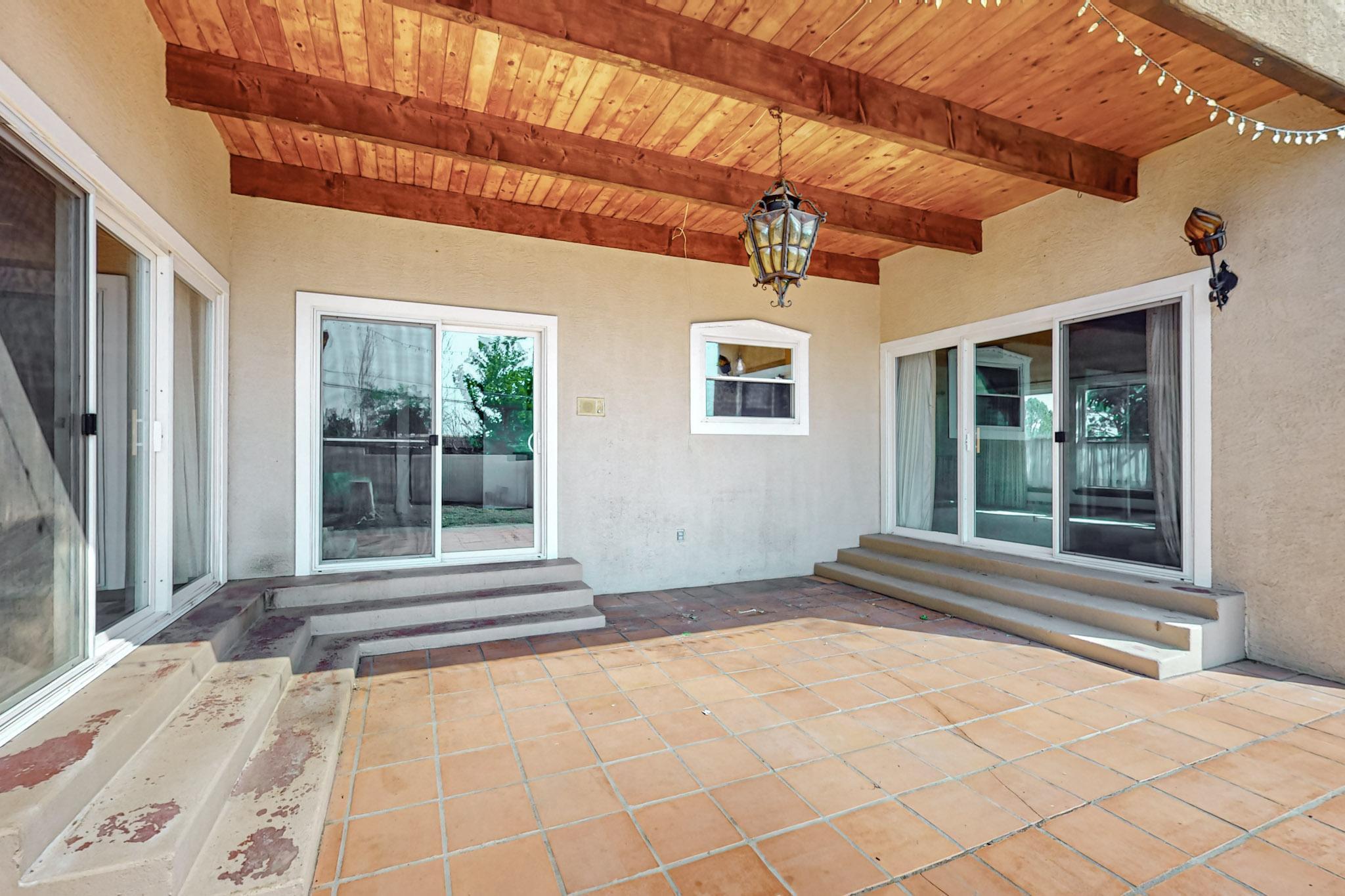 13301 Sunset Canyon Drive NE