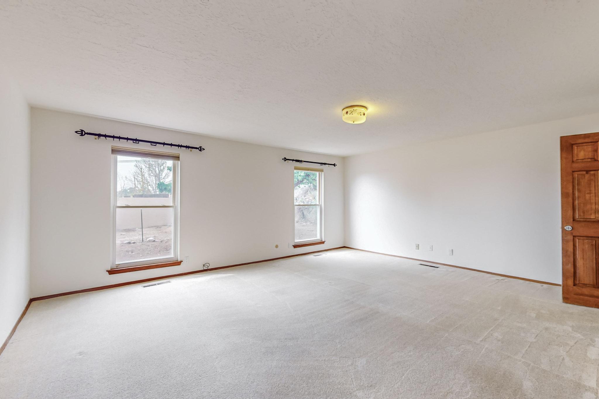 13301 Sunset Canyon Drive NE