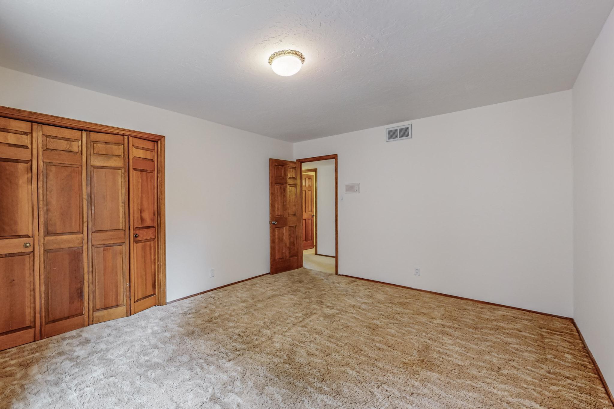 13301 Sunset Canyon Drive NE