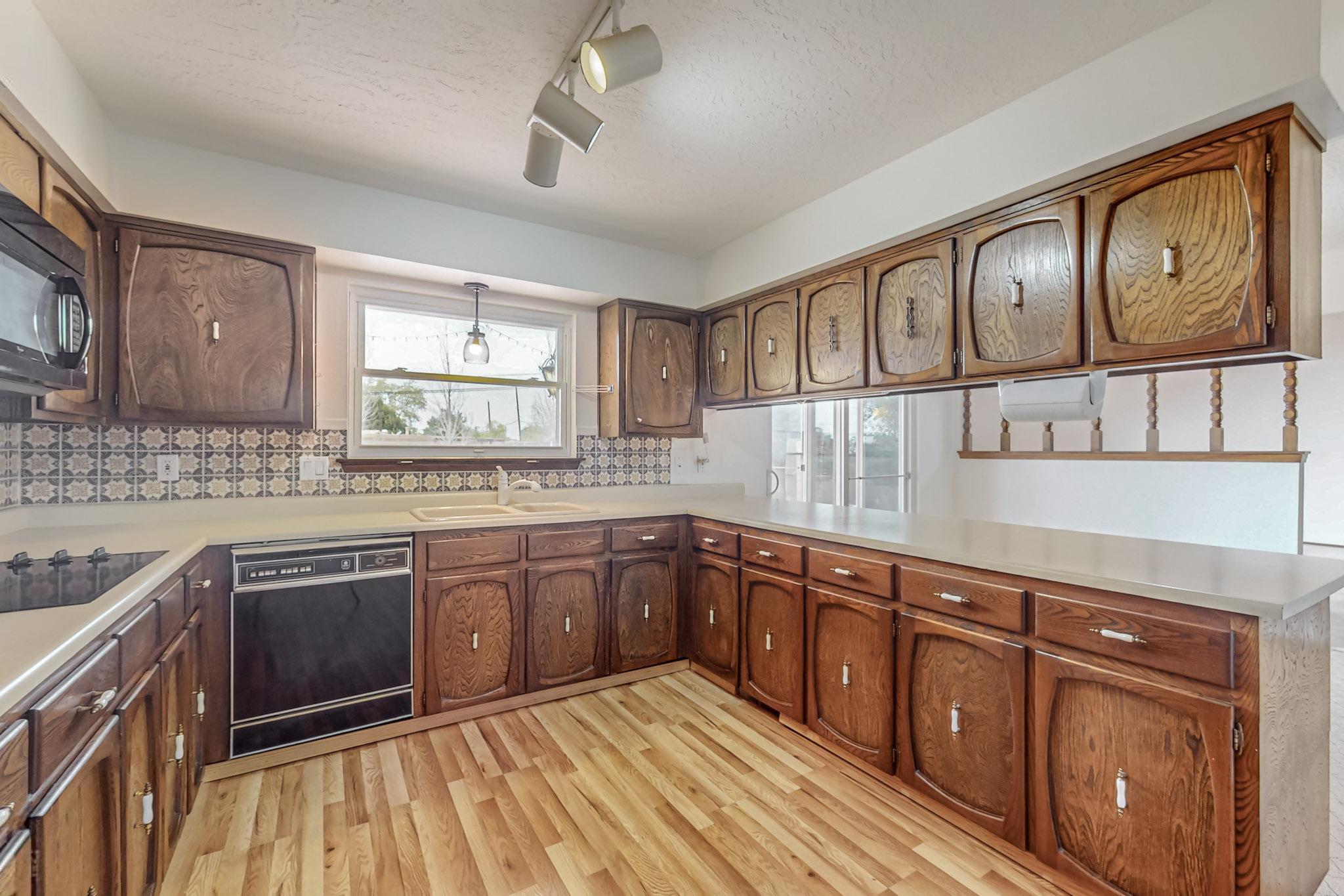 13301 Sunset Canyon Drive NE