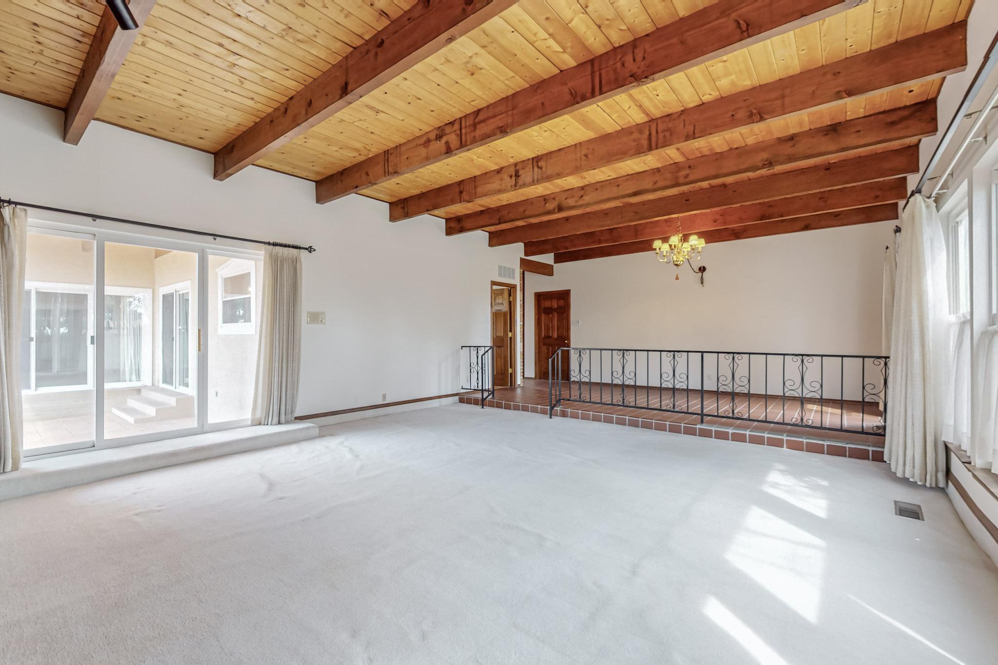 13301 Sunset Canyon Drive NE