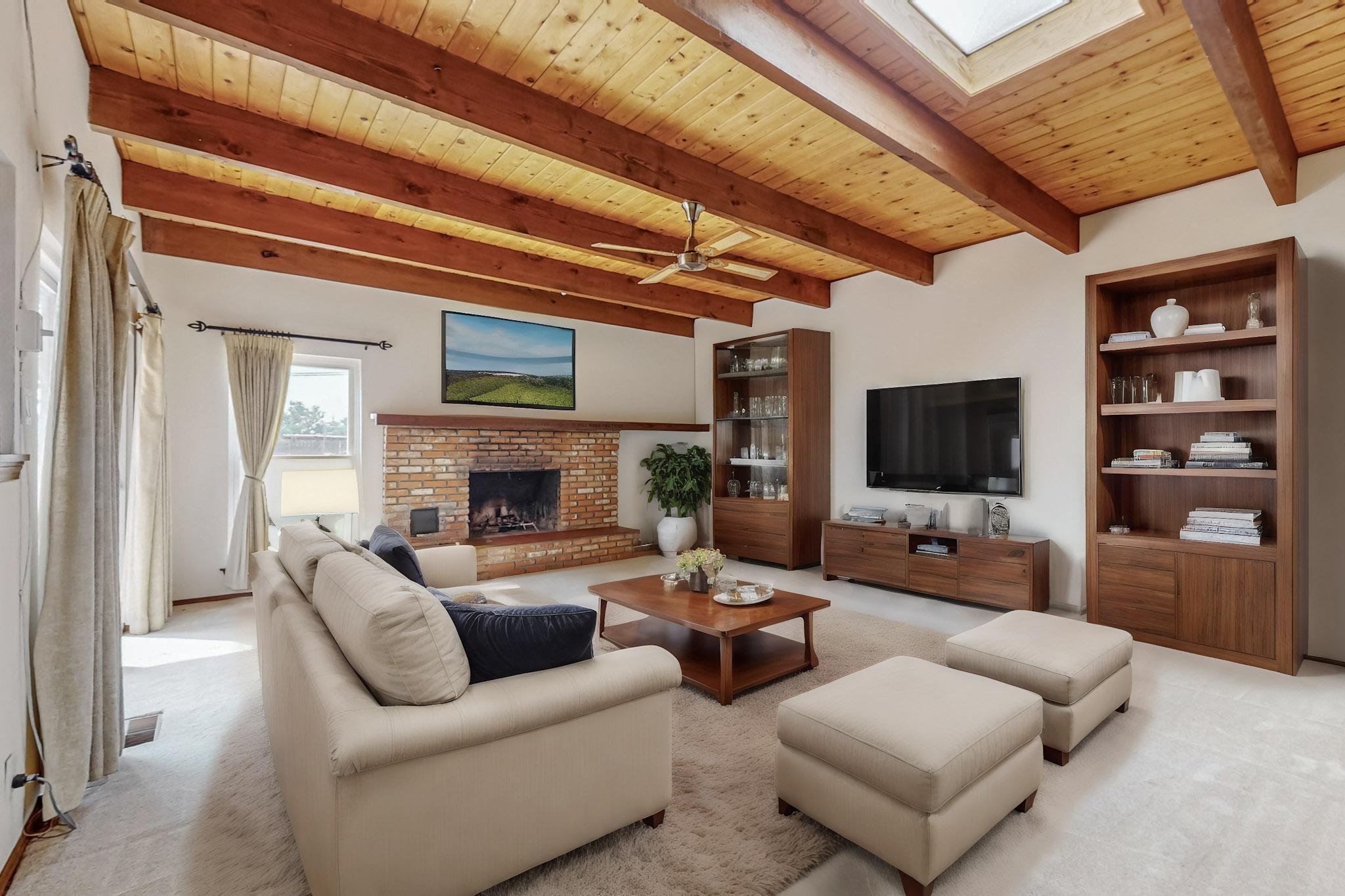 13301 Sunset Canyon Drive NE