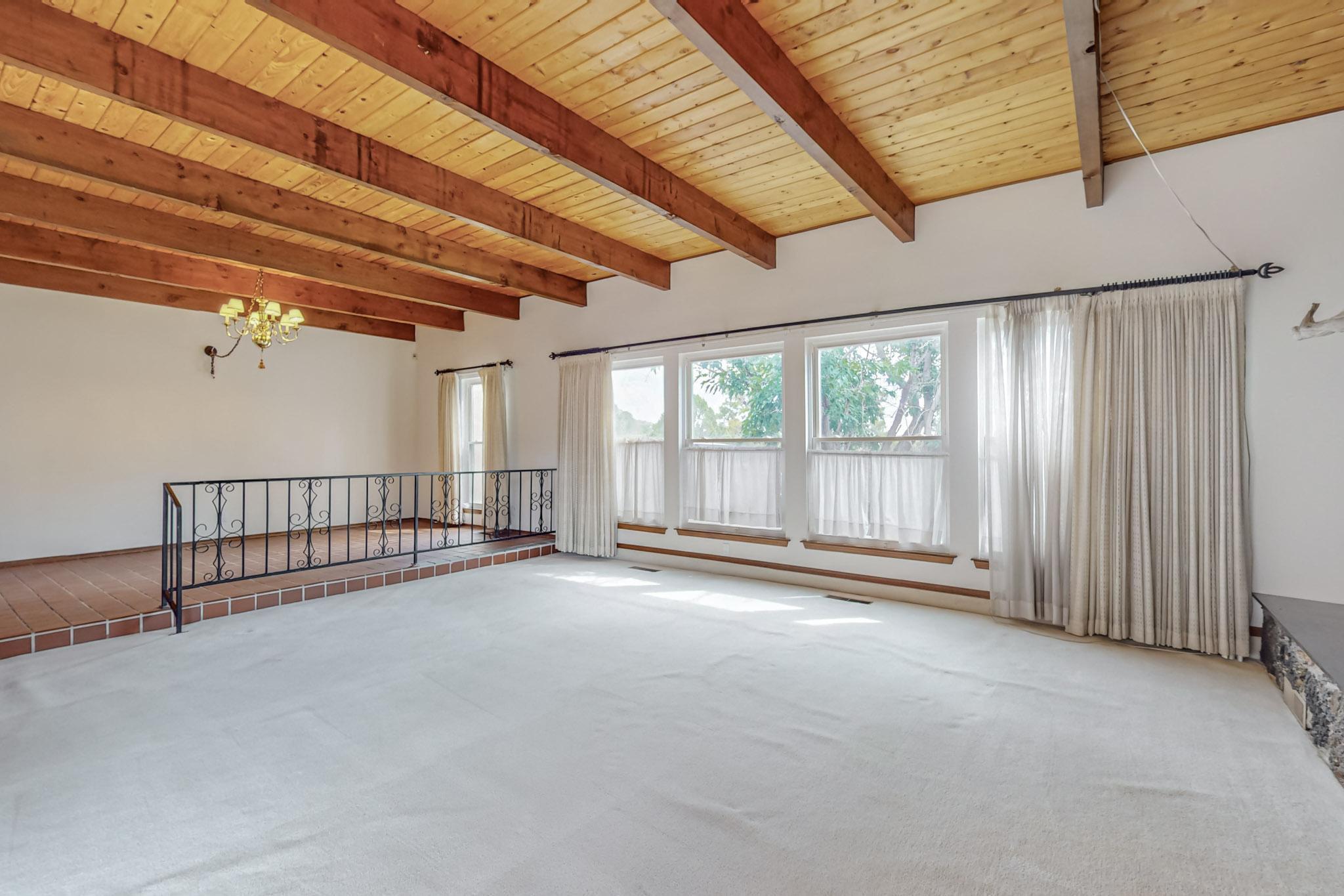 13301 Sunset Canyon Drive NE